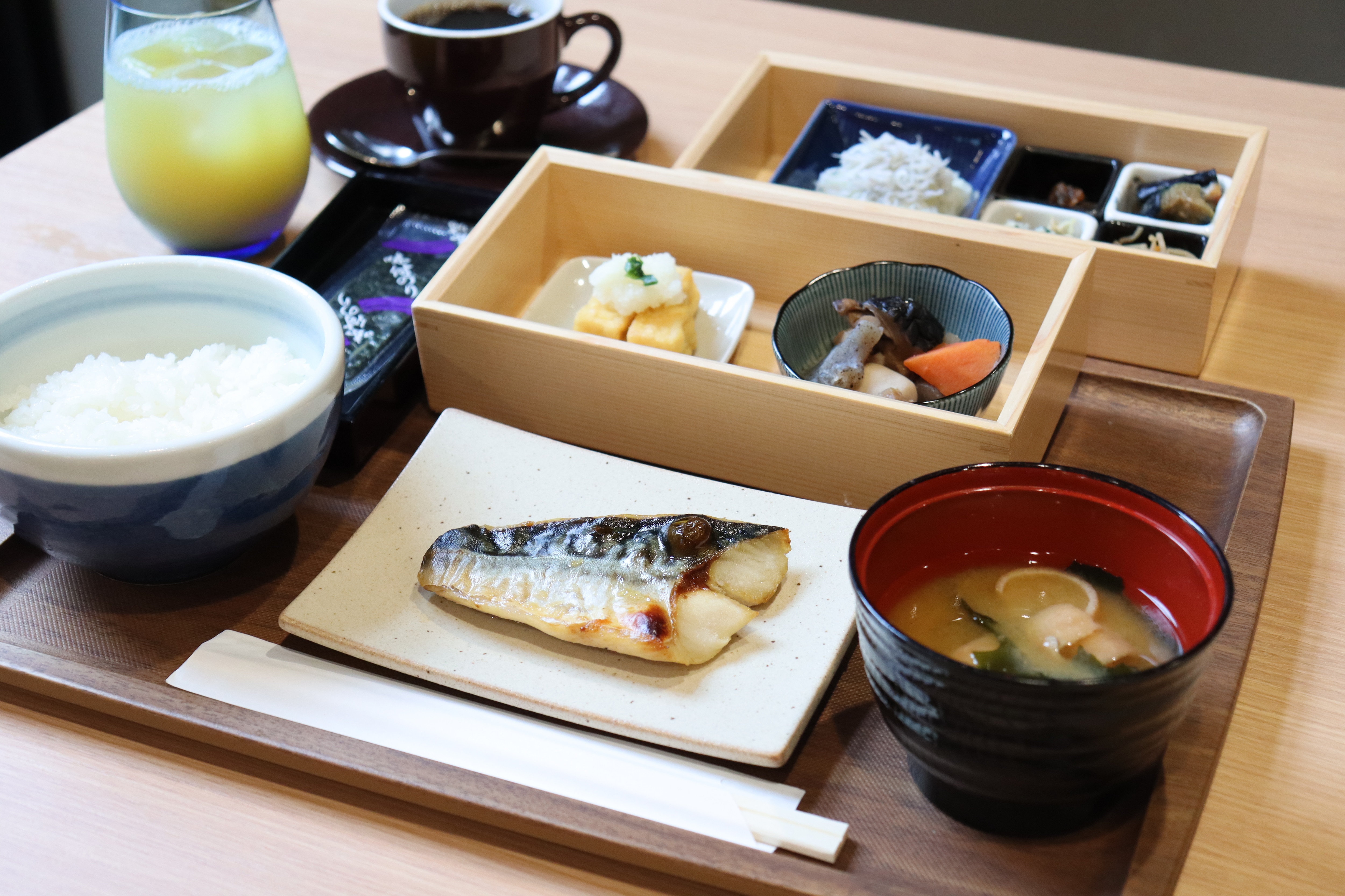 Breakfast: Japanese set meal