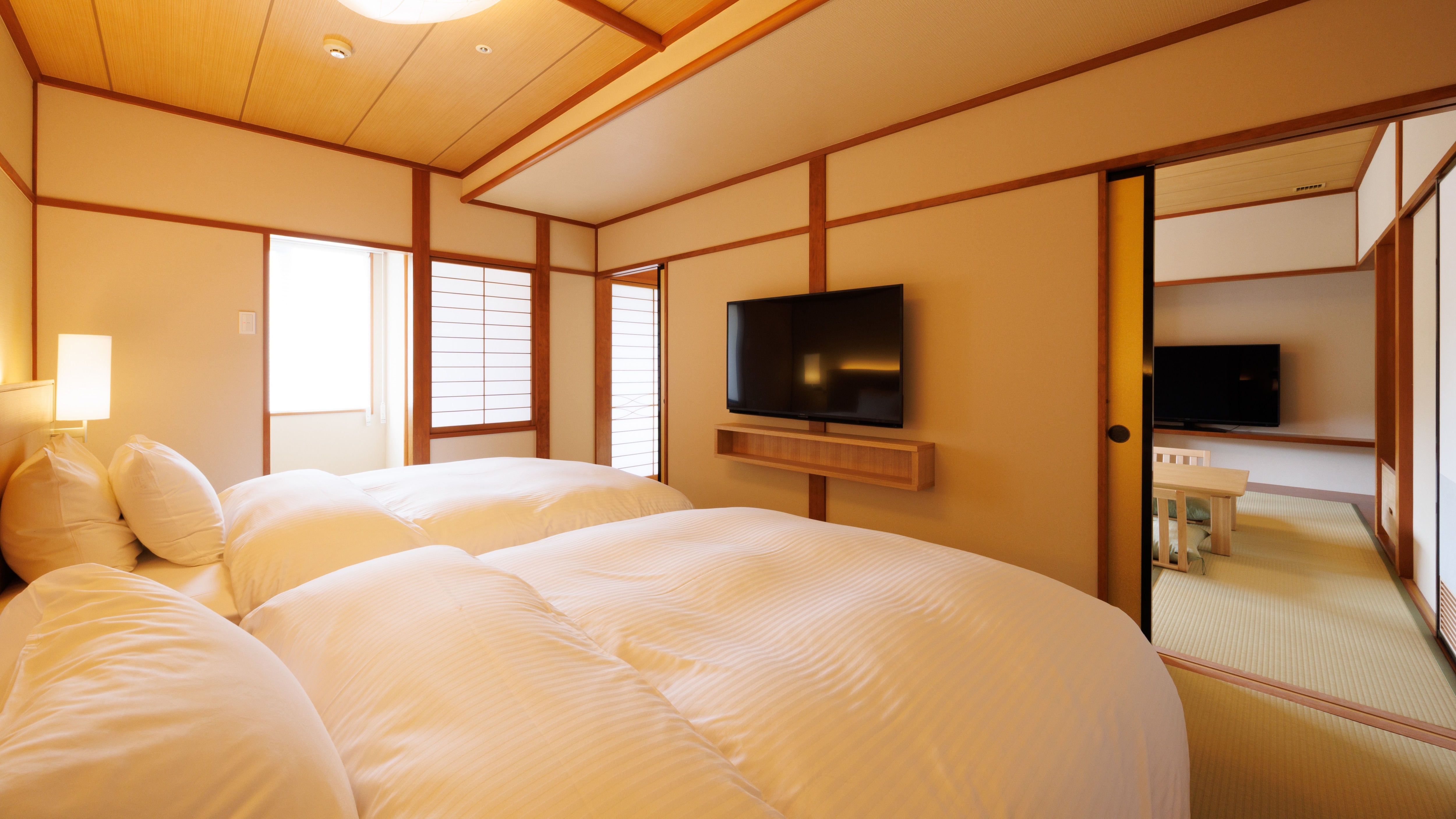 [ปรับปรุงใหม่เมื่อเดือนกรกฎาคม พ.ศ. 2568] ห้องสวีทวิวทะเลสาบสไตล์ญี่ปุ่น