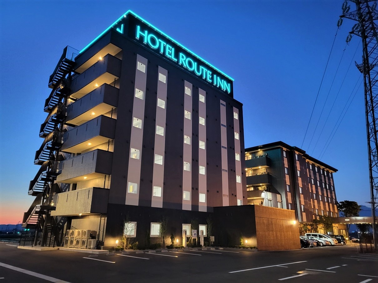 Hotel exterior①