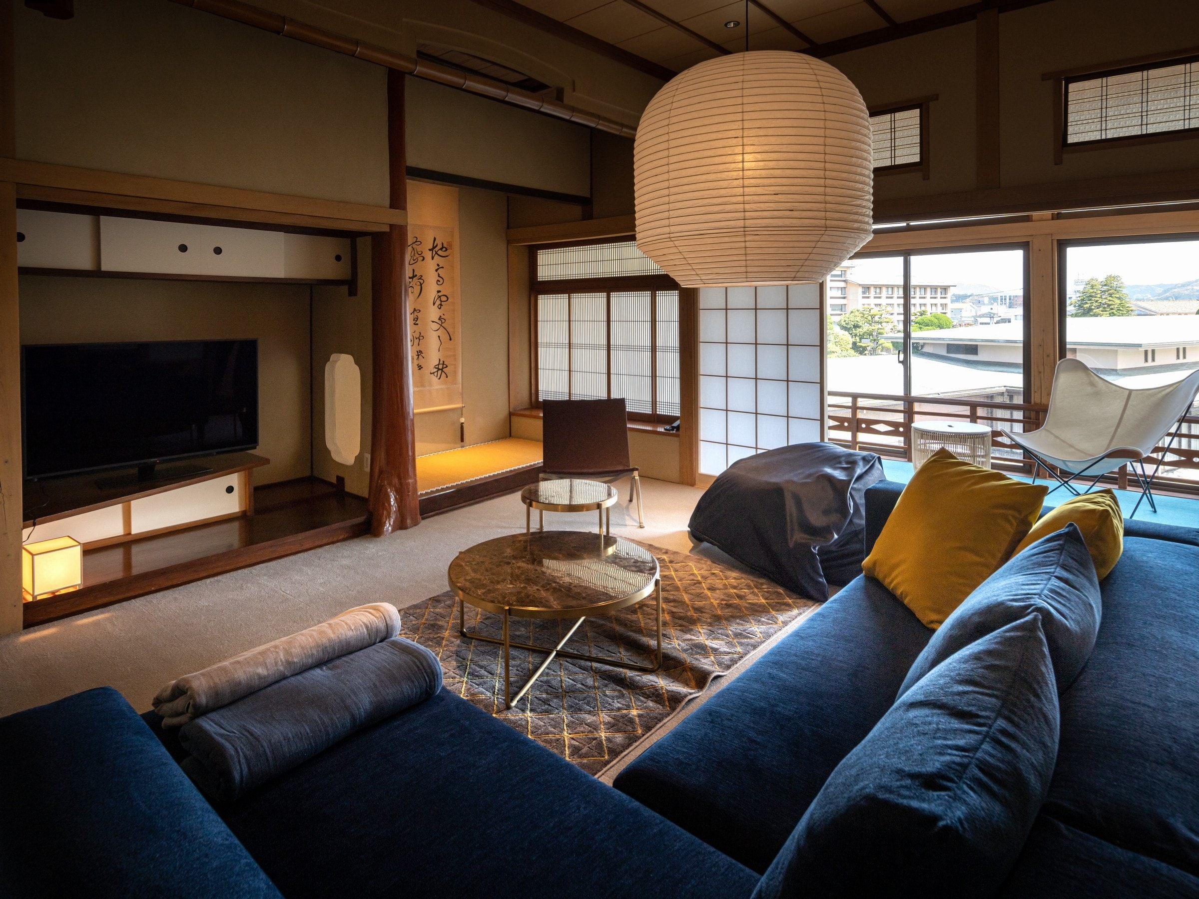 Unzen living room 12 tatami mats
