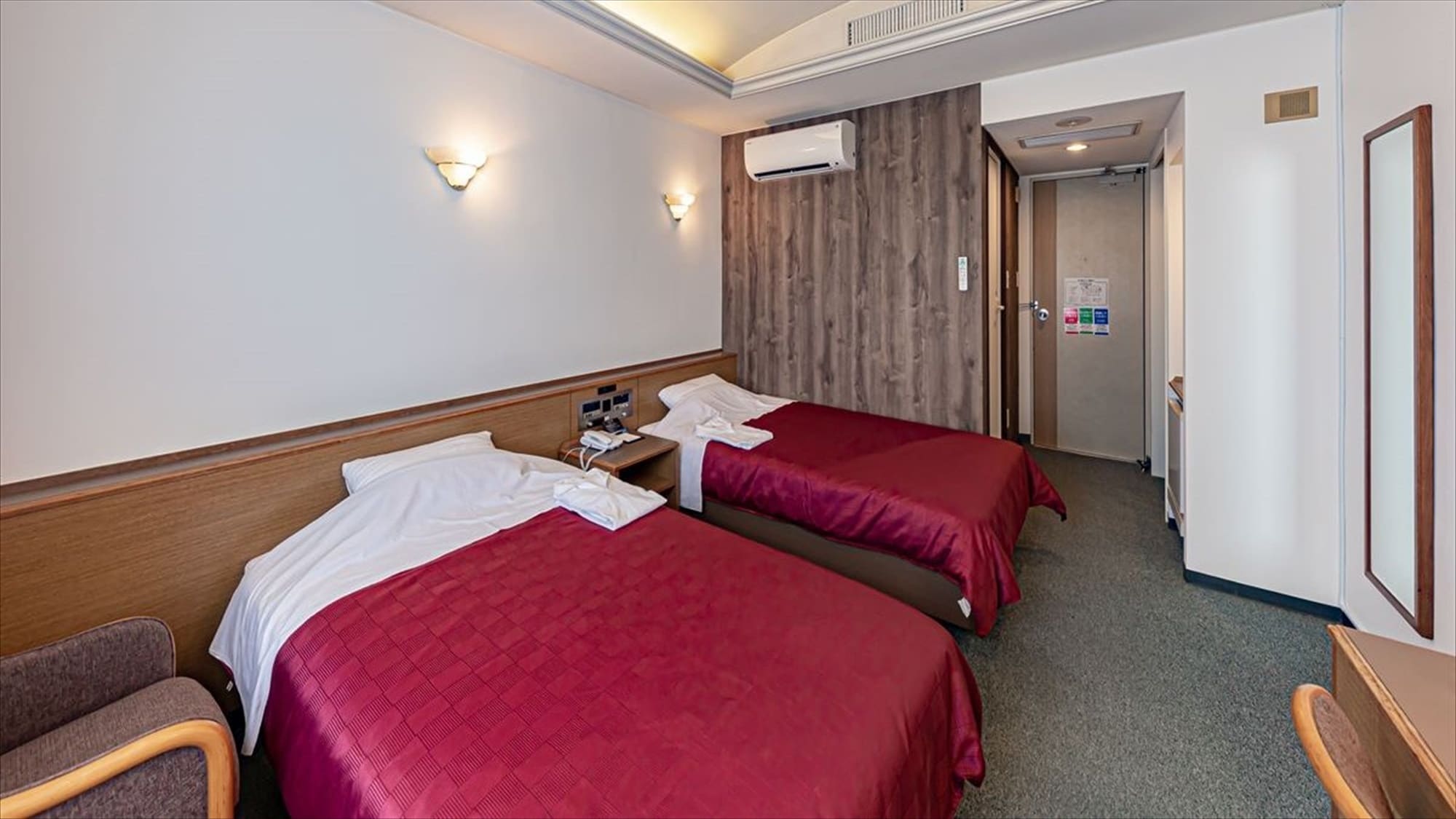 [Guest room] Moderate twin/21 square meters Capacity: 1-2 people