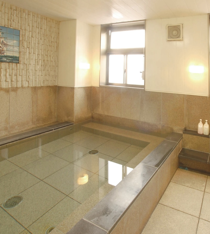 Nhà tắm công cộng lớn dành cho nam giới Mới