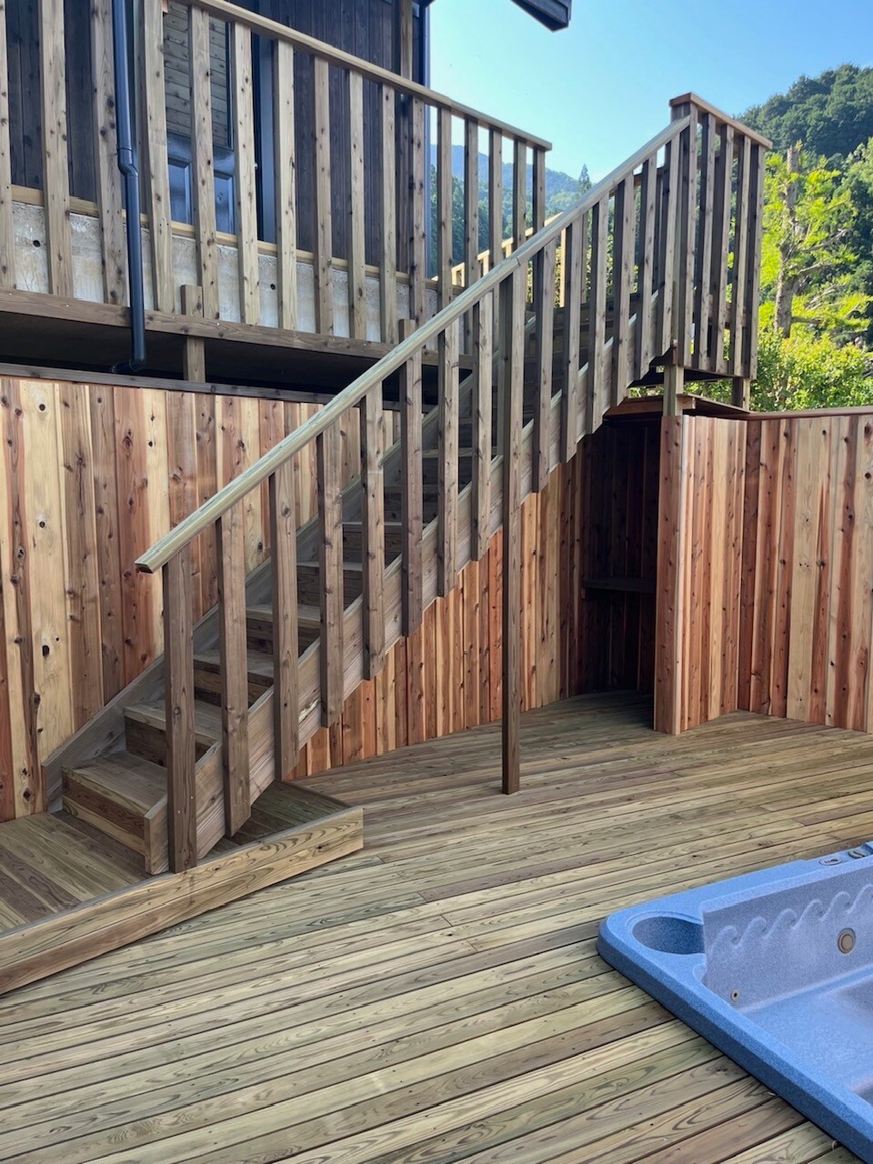 允許攜帶寵物入住的附露天浴池小屋