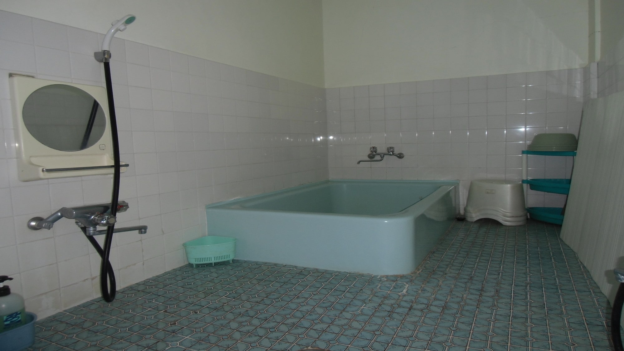 Men's bath