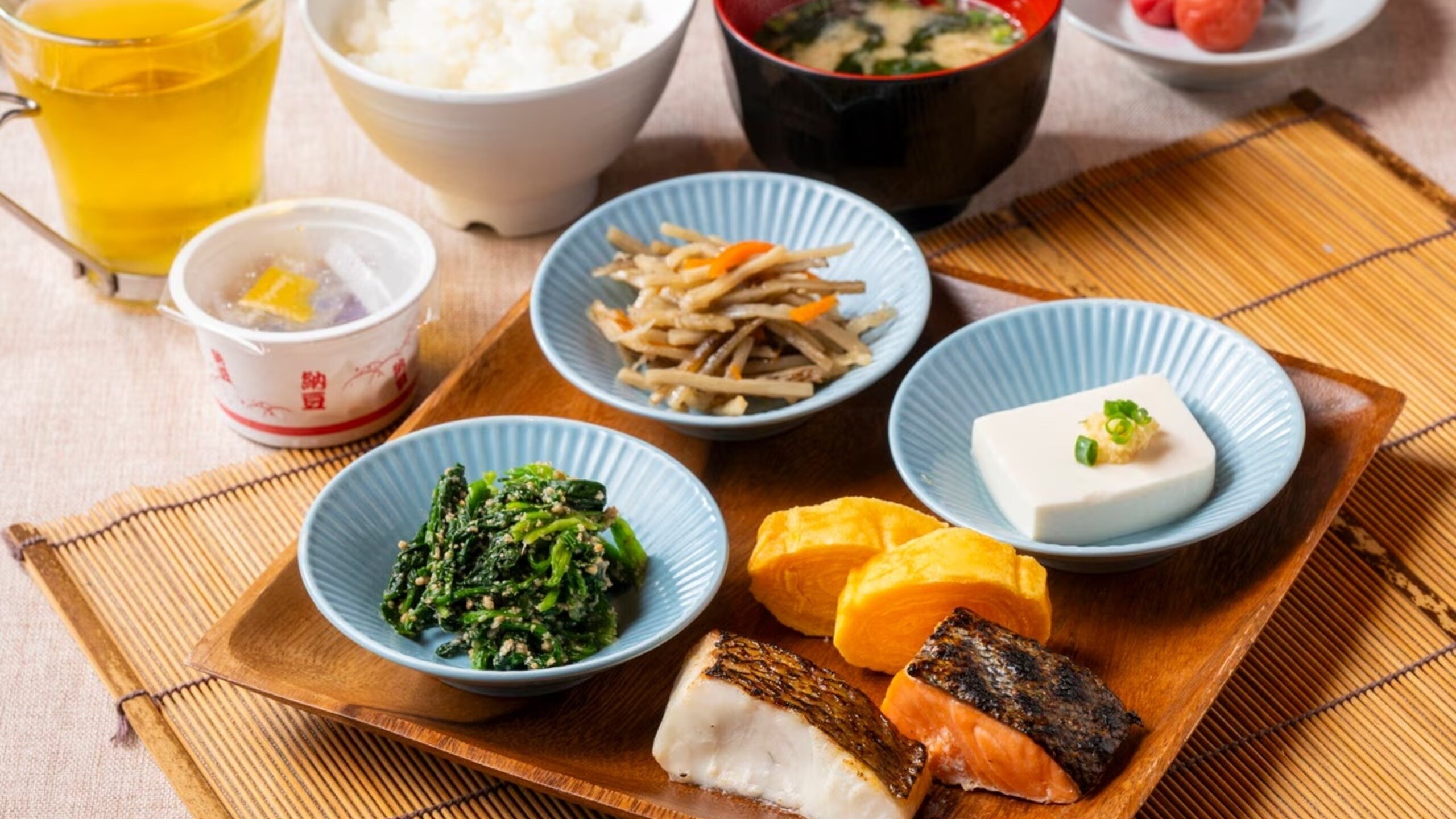 Start your day with a hearty breakfast. Enjoy a relaxing morning and a truly satisfying meal.