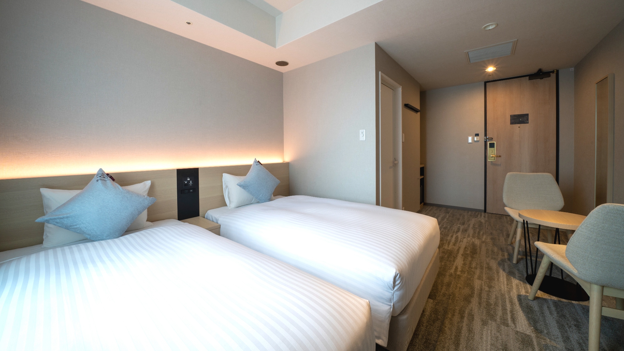 ◇标准双床房（禁烟、2张席梦思床）