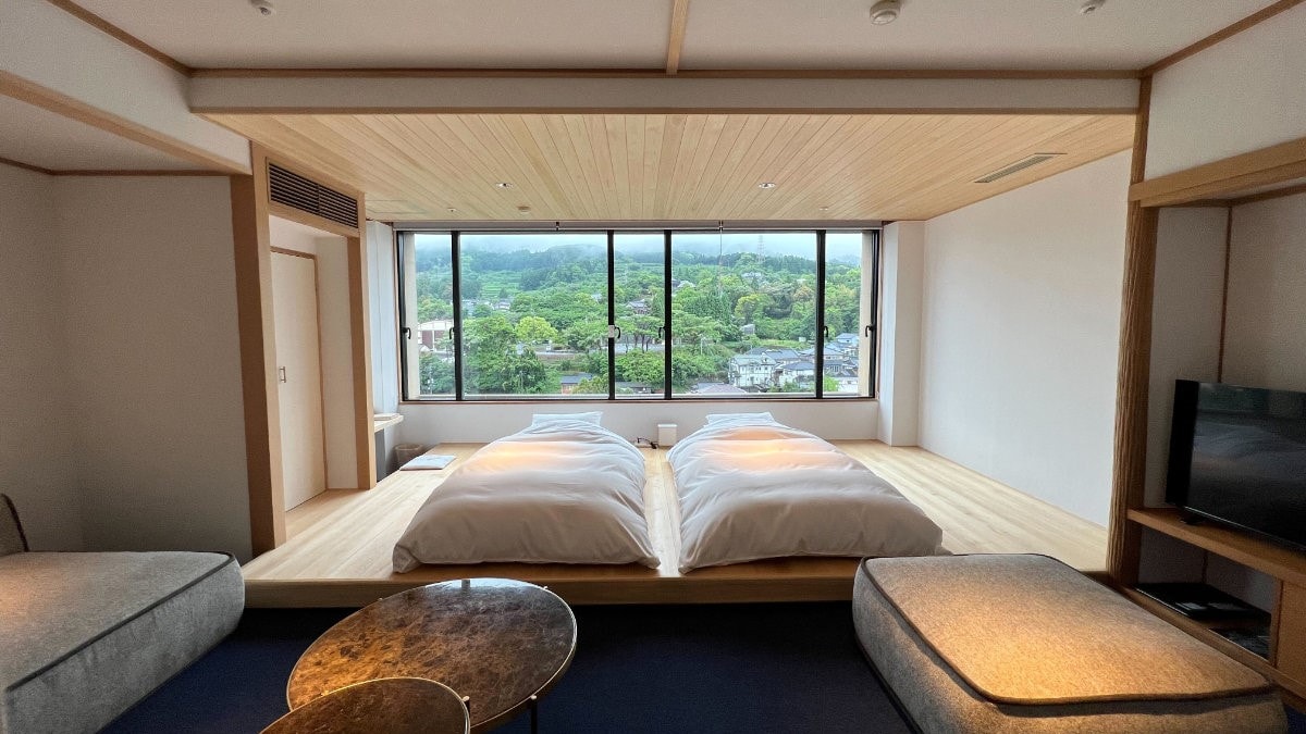 Japanese modern located on the 7th floor of the tower