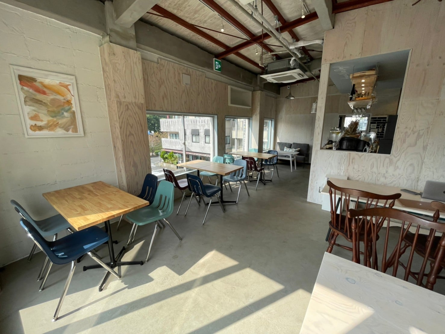 Kafe/Bar (ruang bersama)