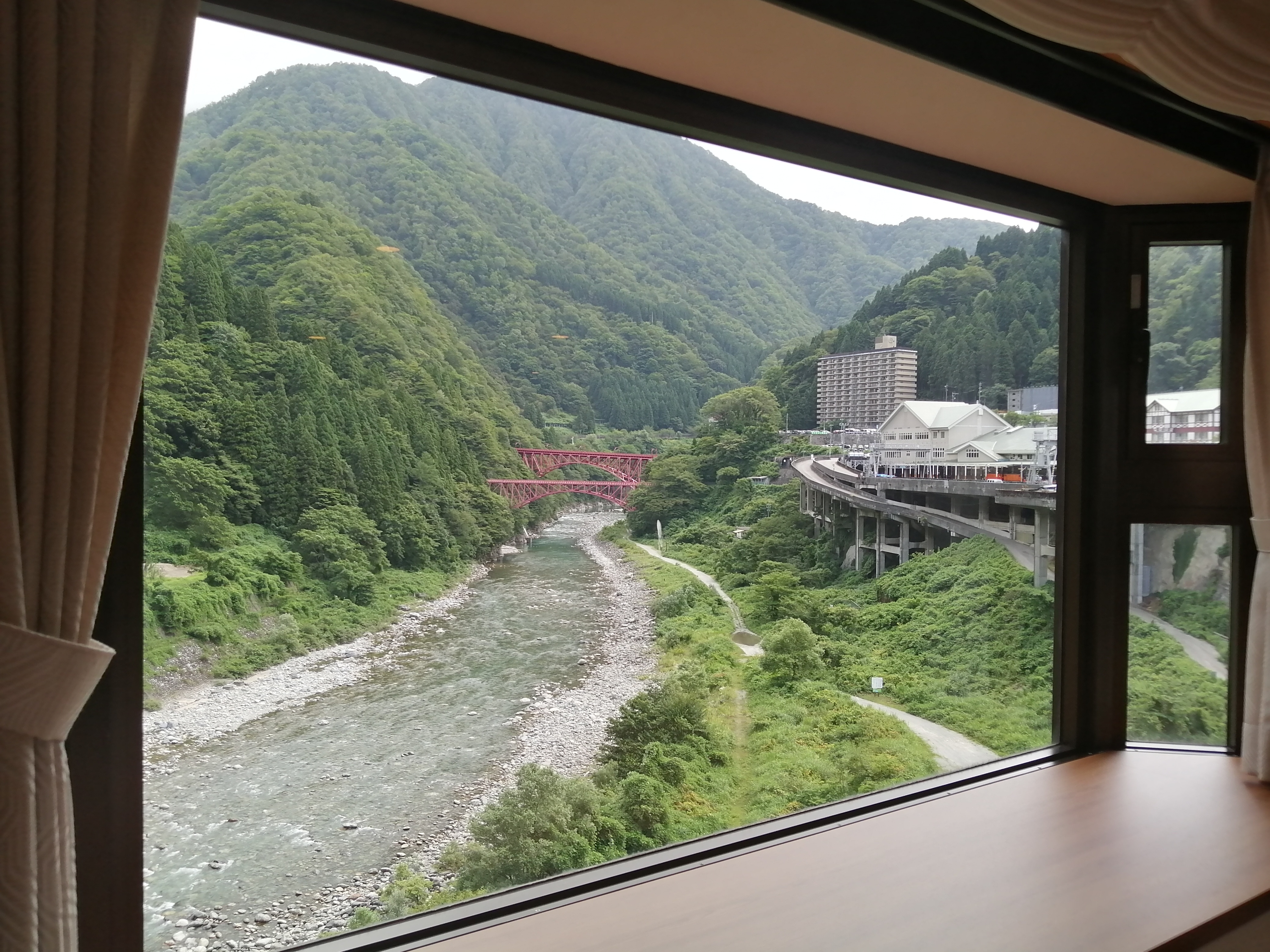 Main building deluxe Western-style room river side