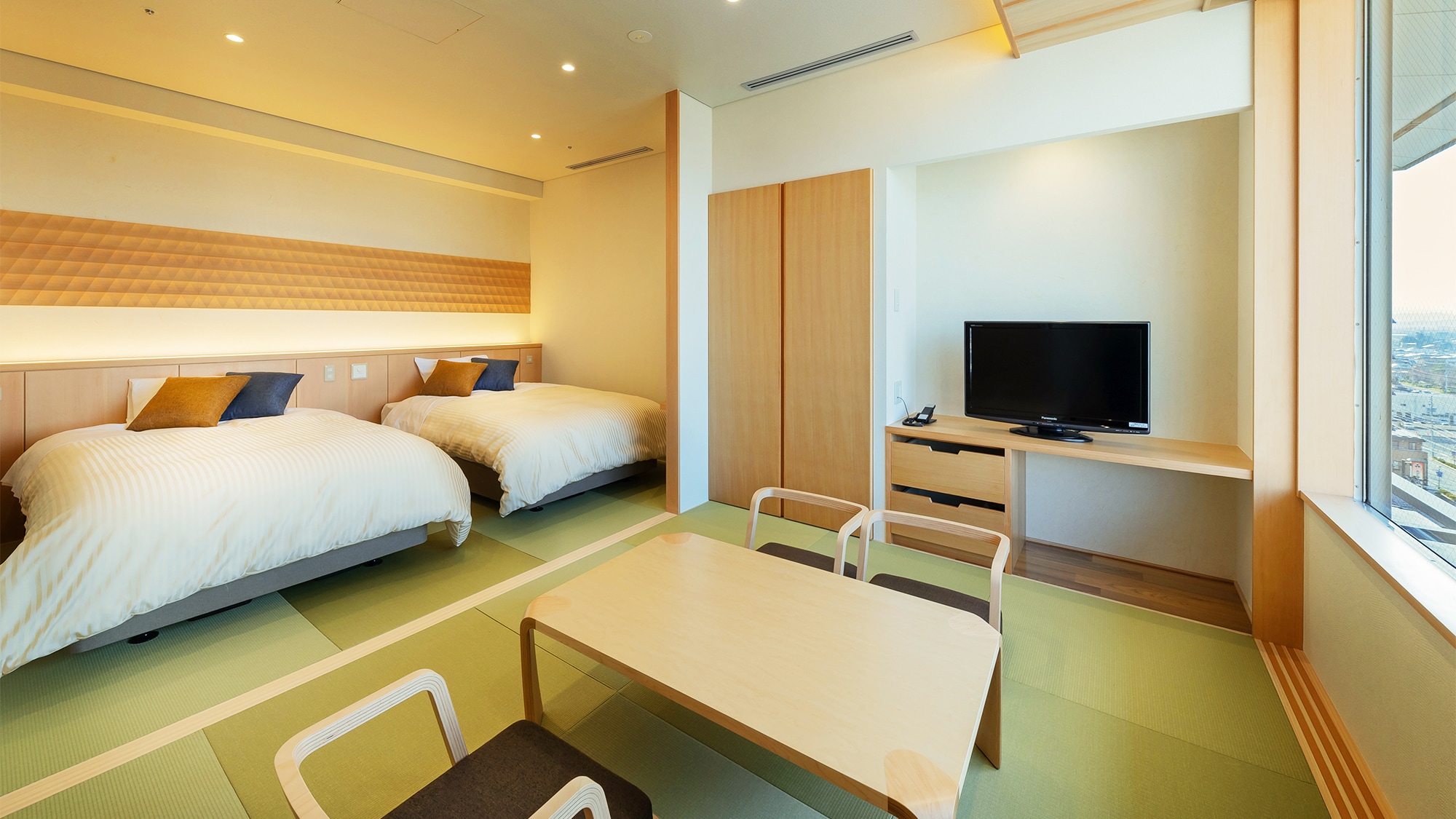 [Modern Japanese Twin Room] (with bath)