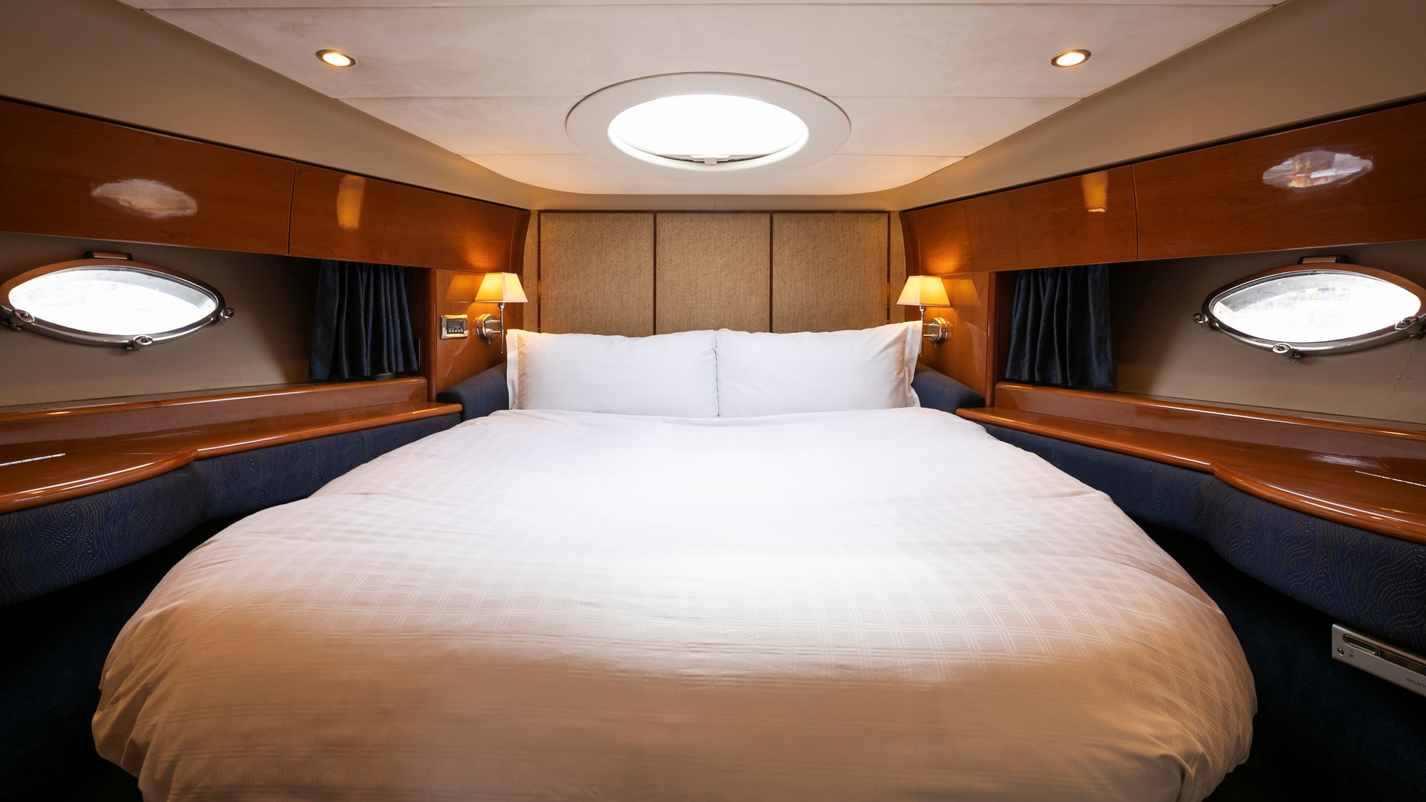 ≪Cruiser Cabin VAJRA≫ 在豪華遊輪上享受充實的豪華露營住宿