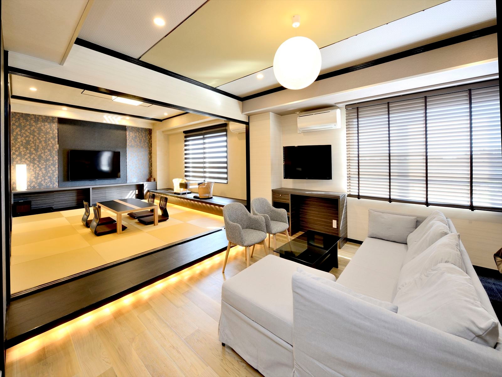 Japanese-Western style room