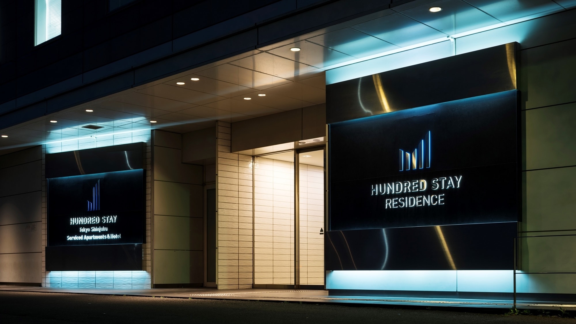 ◆Entrance | Good location, a 3-minute walk from Okubo Station. An ideal base for business and leisure.