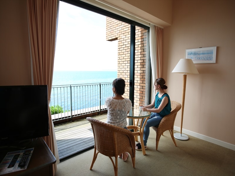 All rooms have ocean views