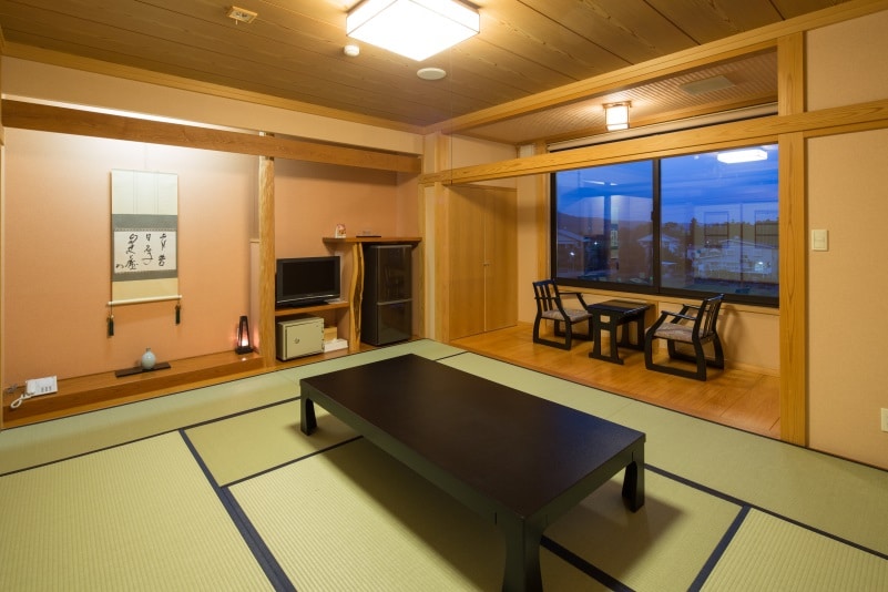 [Non-smoking] Standard room [Parking lot side]