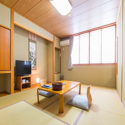 อาคารใหม่ ห้องพักแบบญี่ปุ่น 12 เสื่อทาทามิ (พร้อมห้องน้ำ)