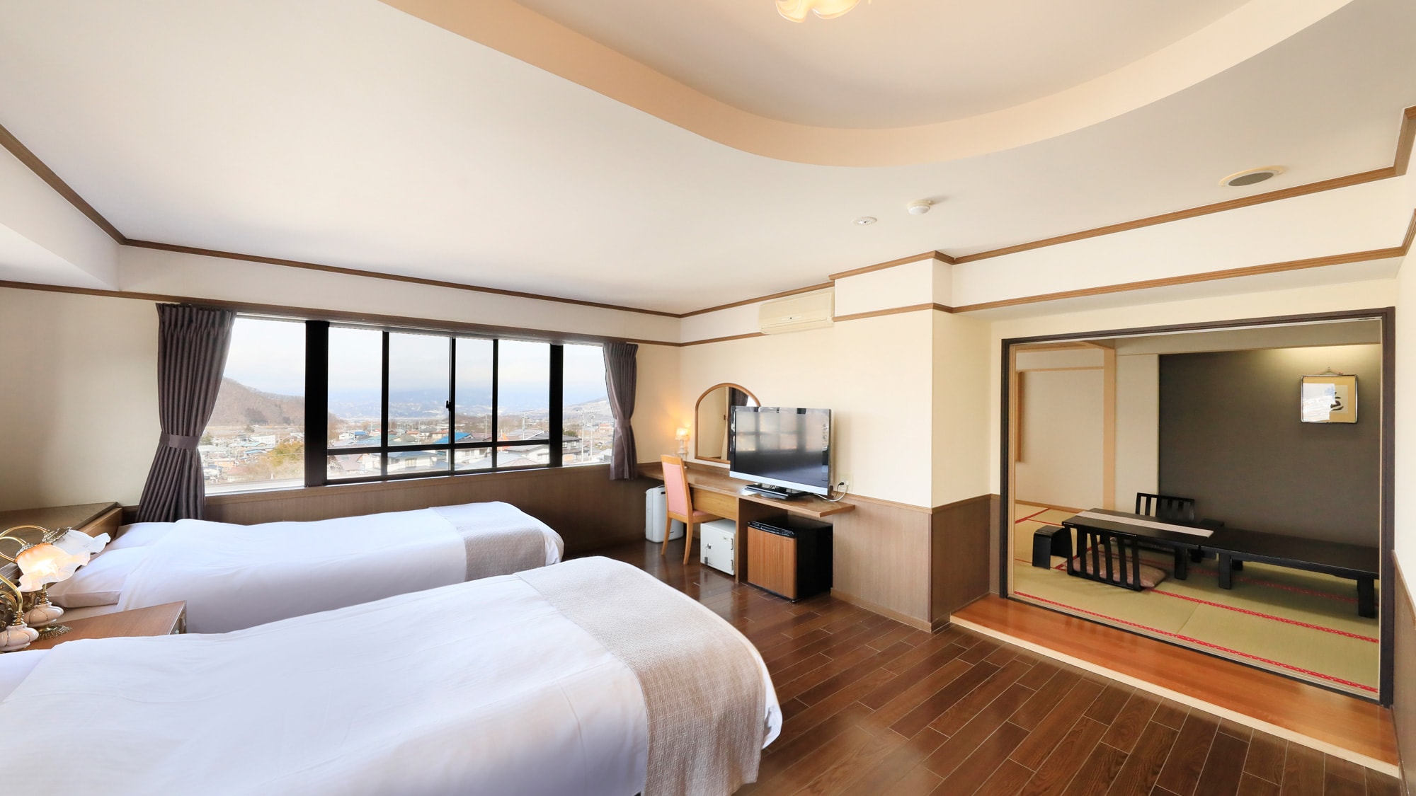 Guest room 1-6 ◆ Open-air bath with free-flowing hot spring ◆ Premier suite A type (non-smoking)
