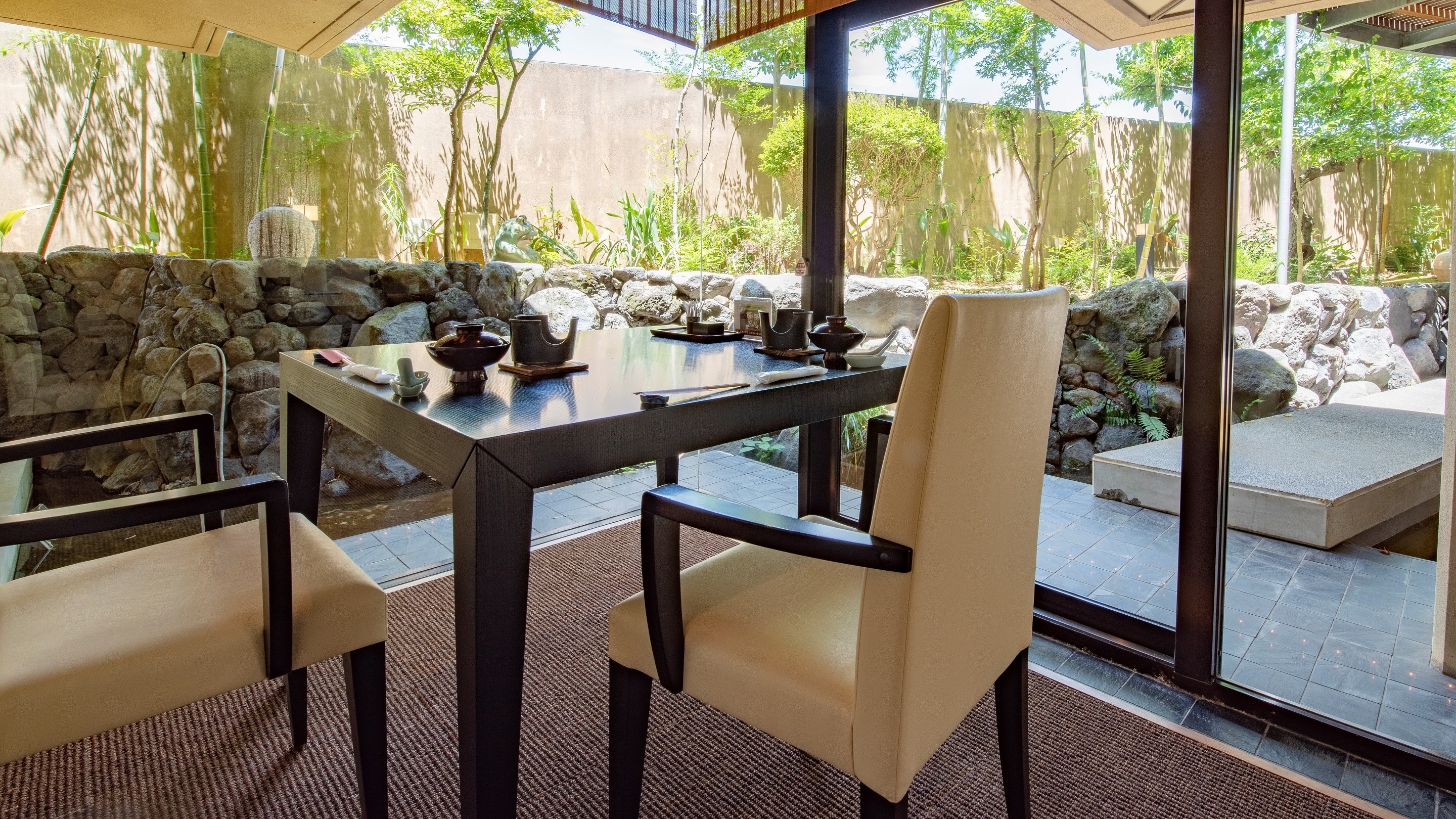 Private dining room facing the courtyard (example)