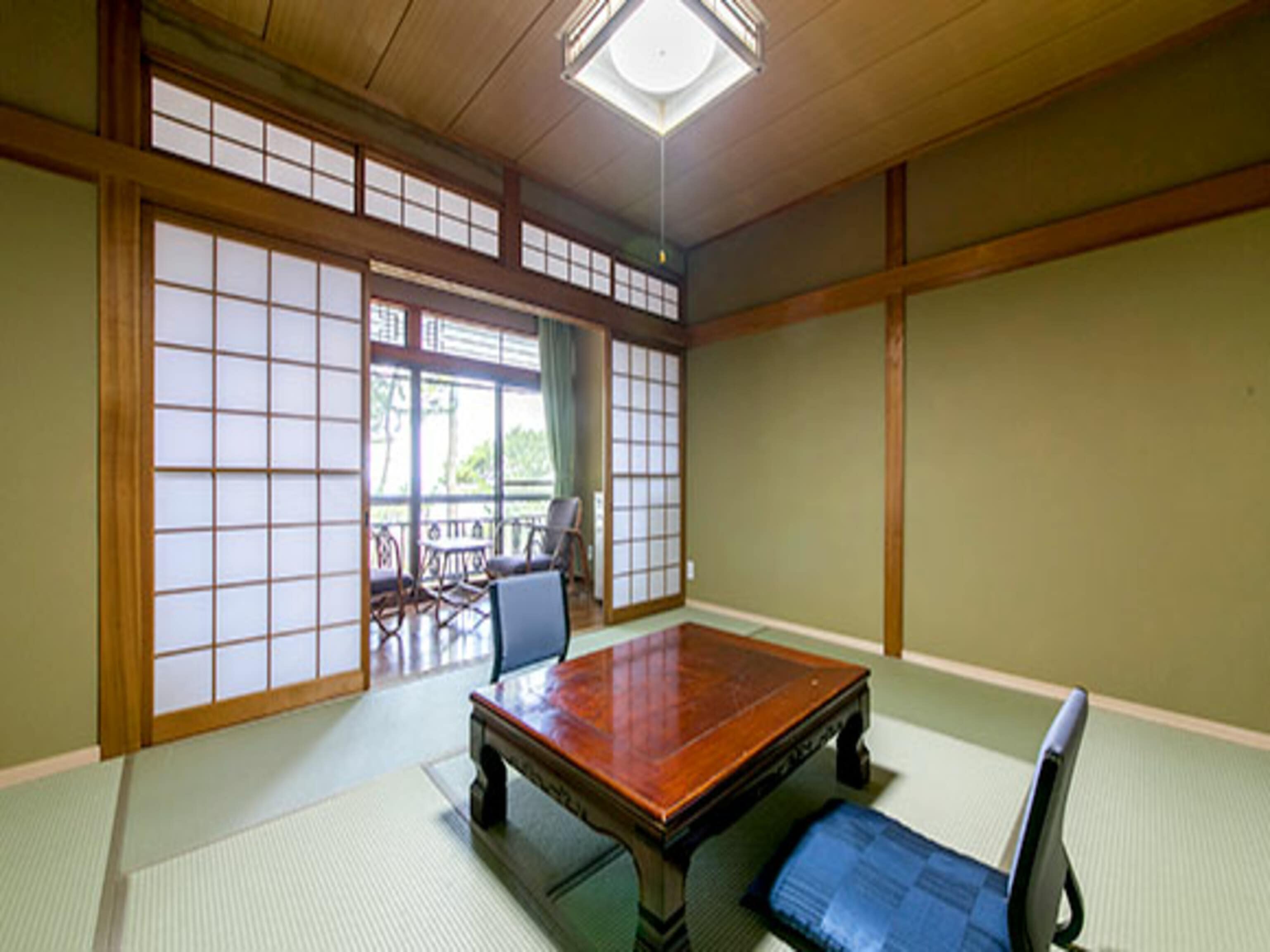 [Non-smoking] Japanese-style room for 1-2 people + Japanese-style room for 1-3 people (no bath or toilet) Ocean View-1