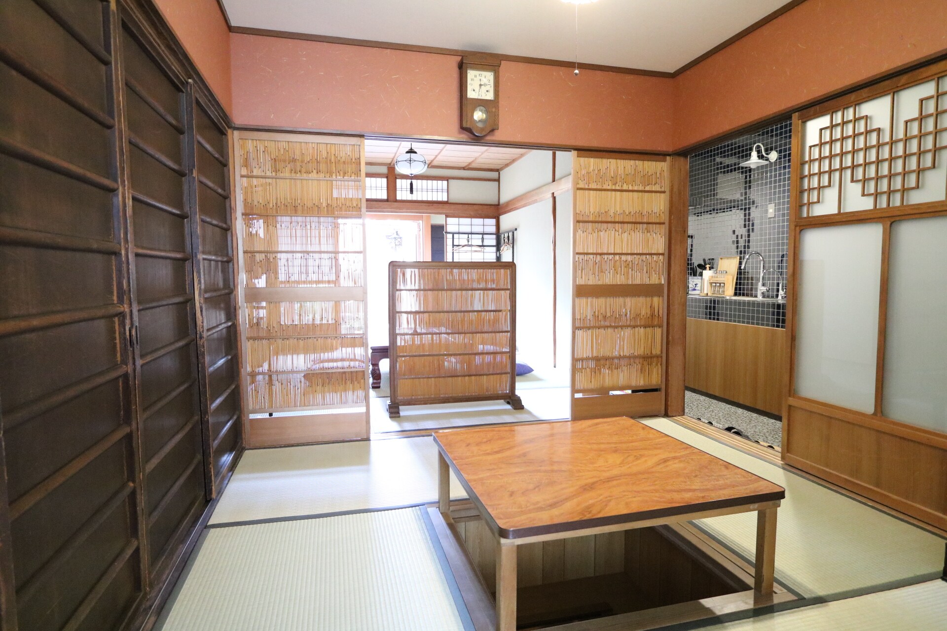1st floor living room Please use digging kotatsu in winter