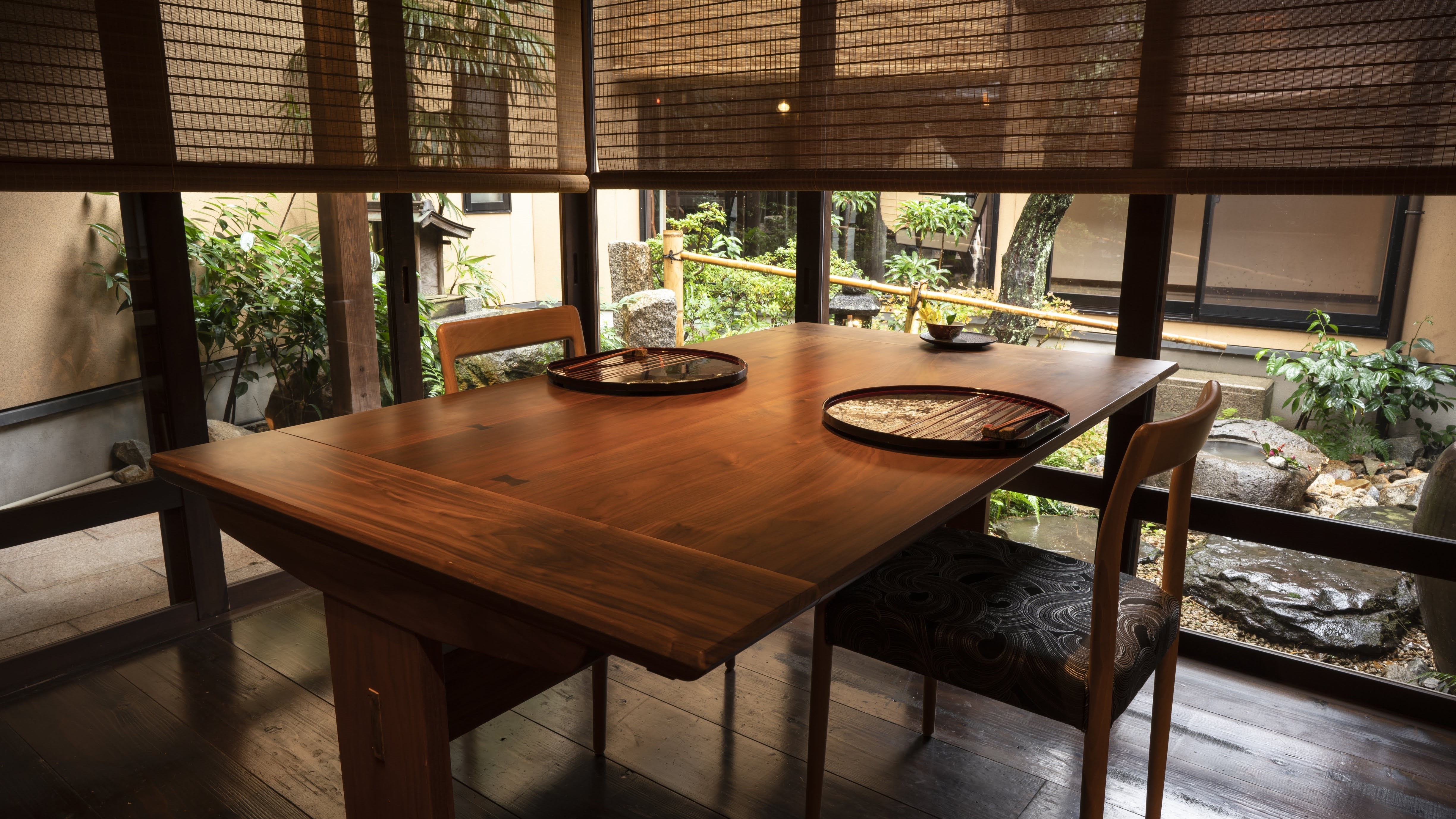 餐廳「Omaya」｜桌席