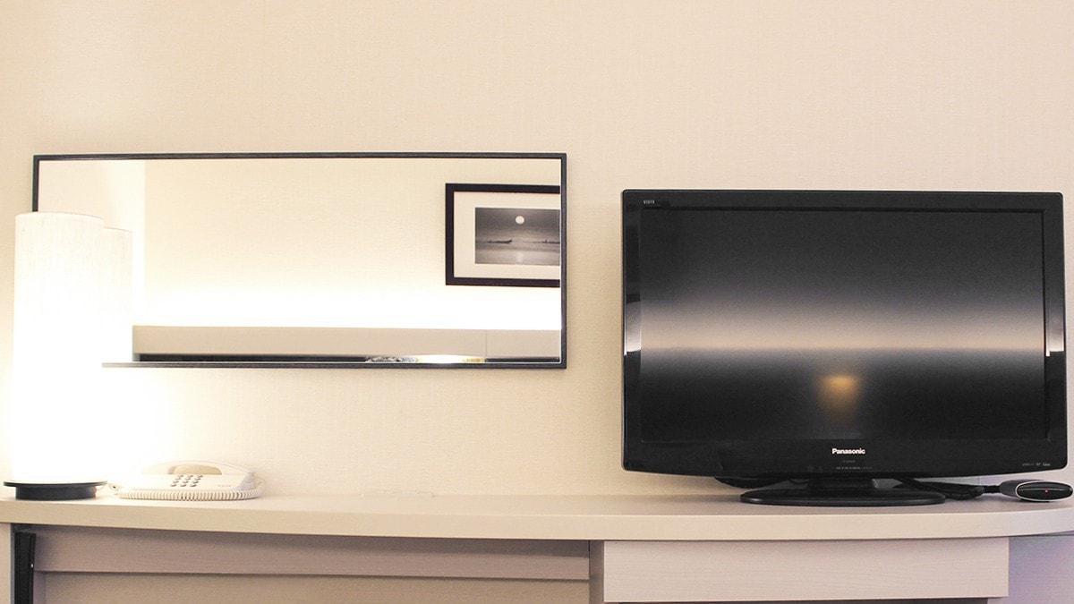 Superior Twin Desk & TV
