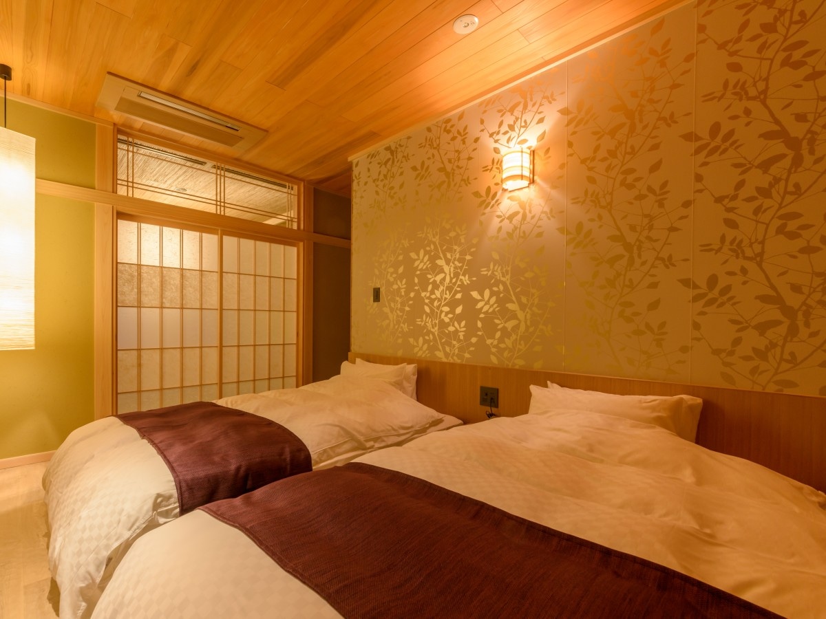 Hanareyama Kaian: Special room with open-air bath, bedroom