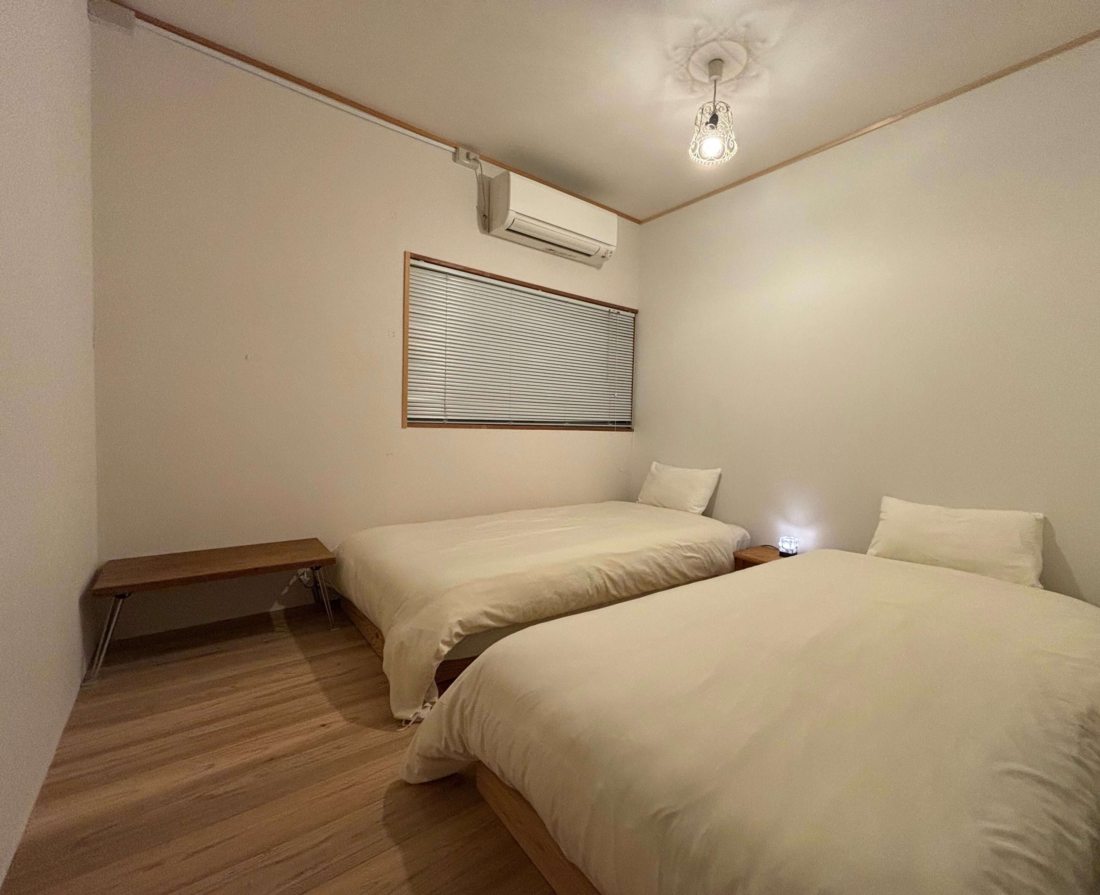 Japanese-style twin room