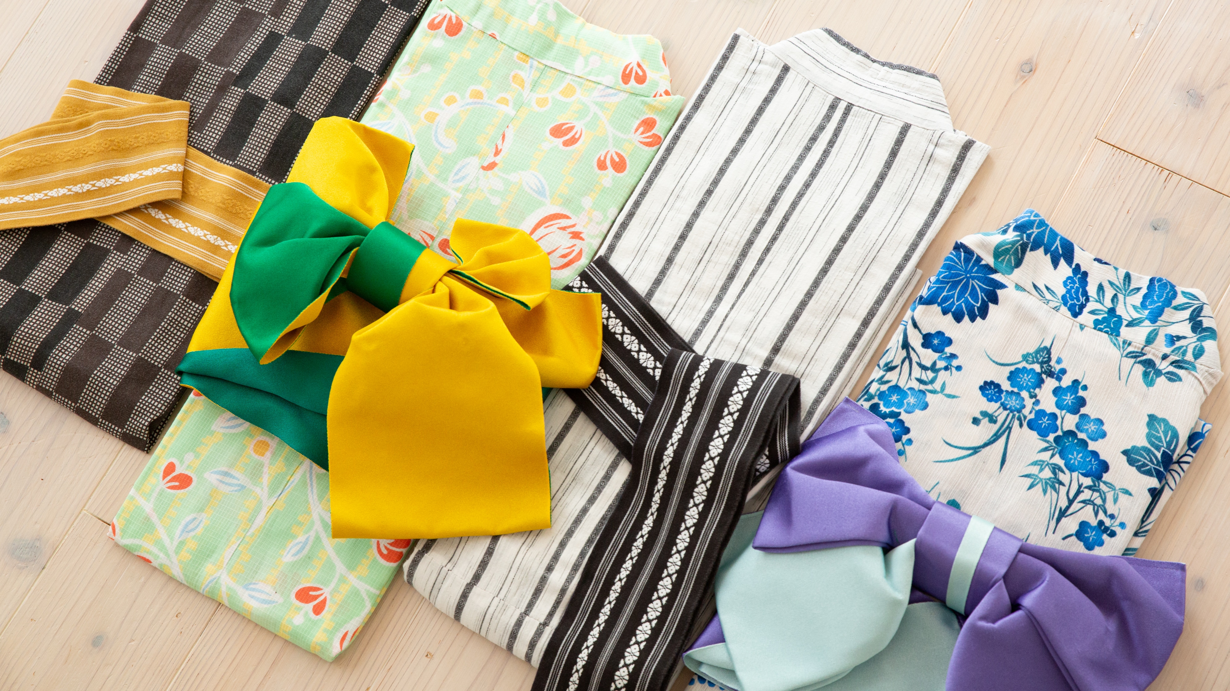 Free patterned yukata available for both men and women (branded items available)