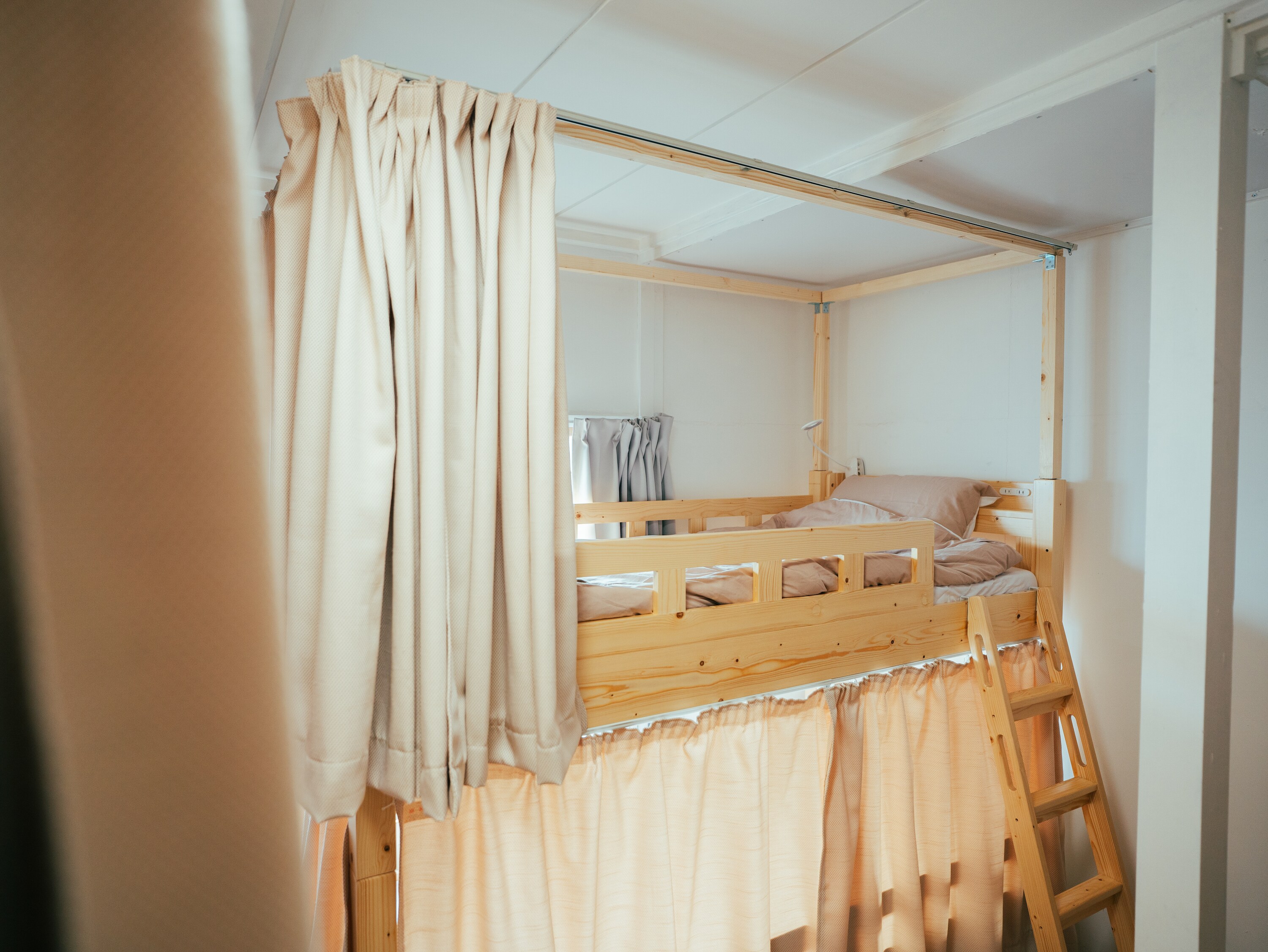 Dormitory for 6