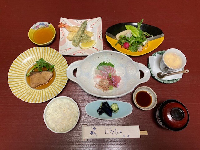 One soup and five dishes