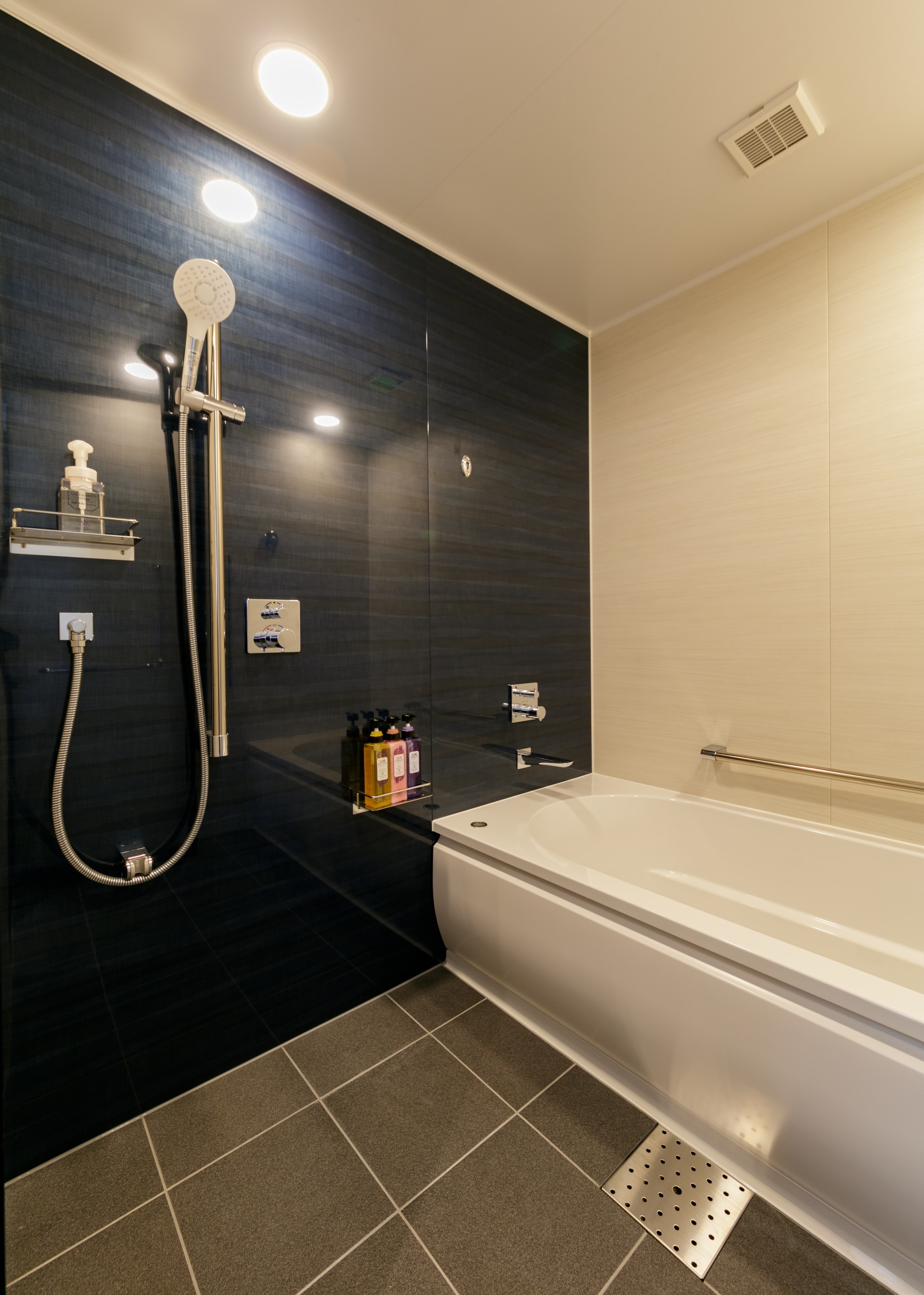 Premium Twin Bathroom