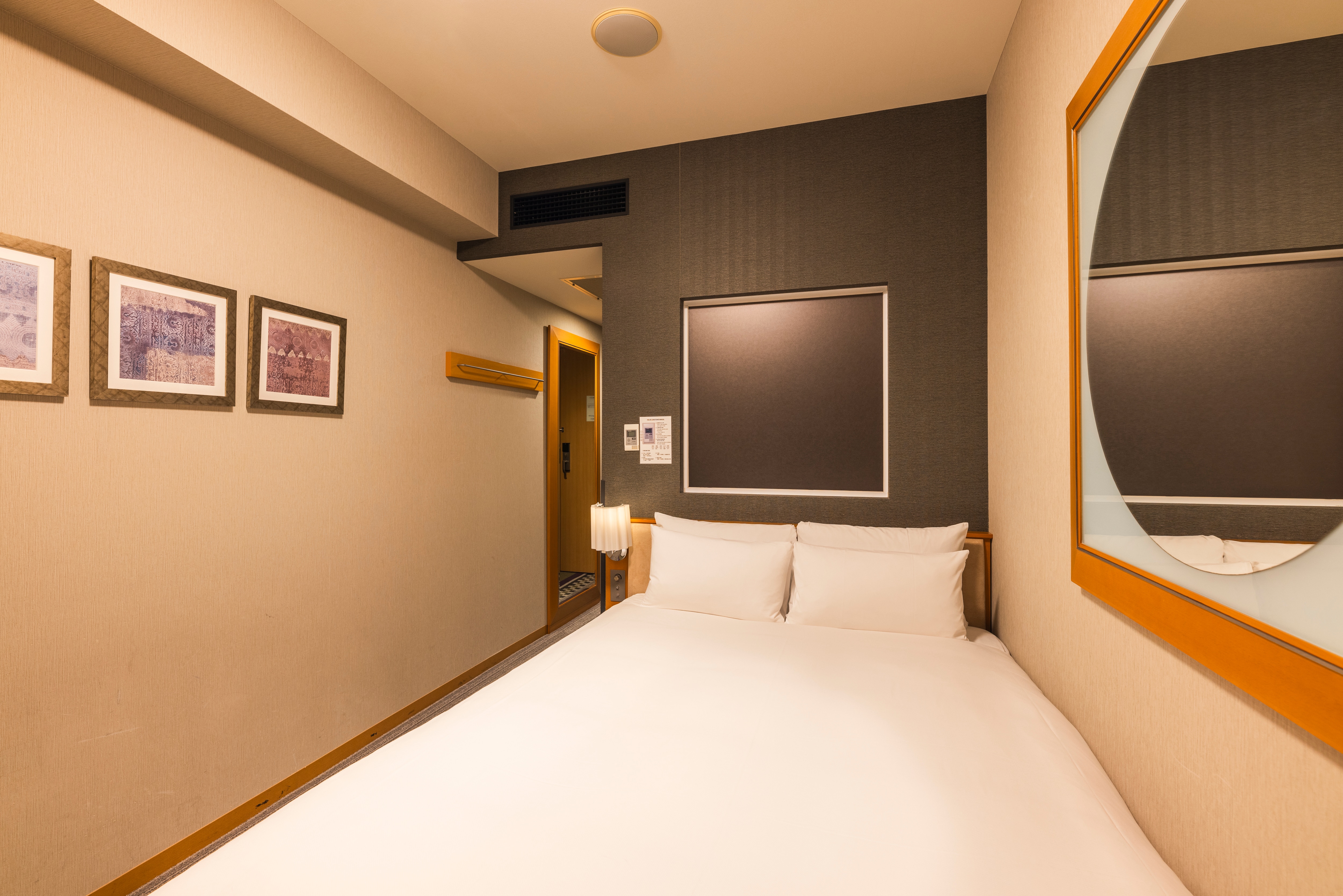 Kamar semi-double bebas rokok