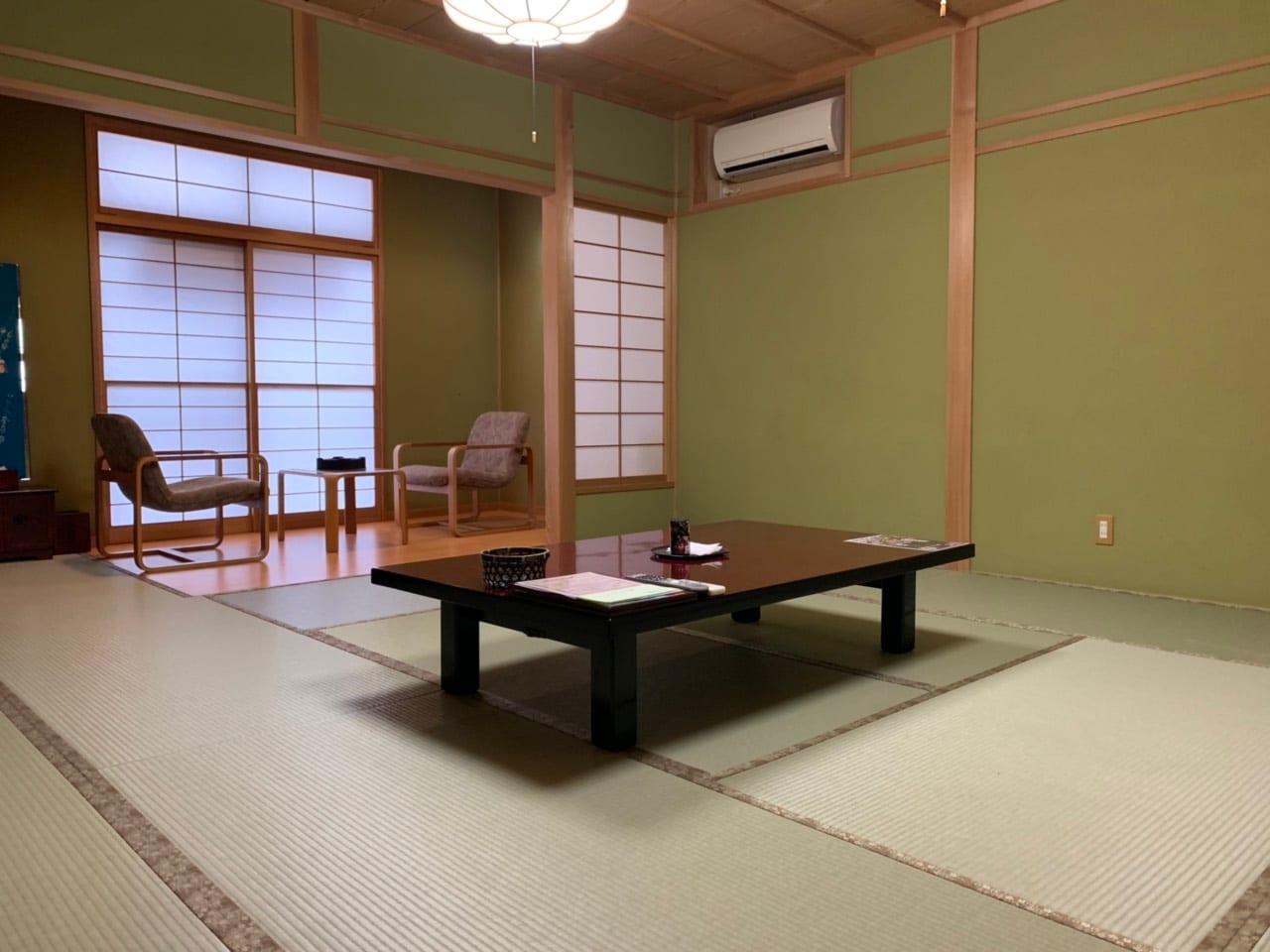 Japanese-style room 12.5 tatami mats ◆ Sumire