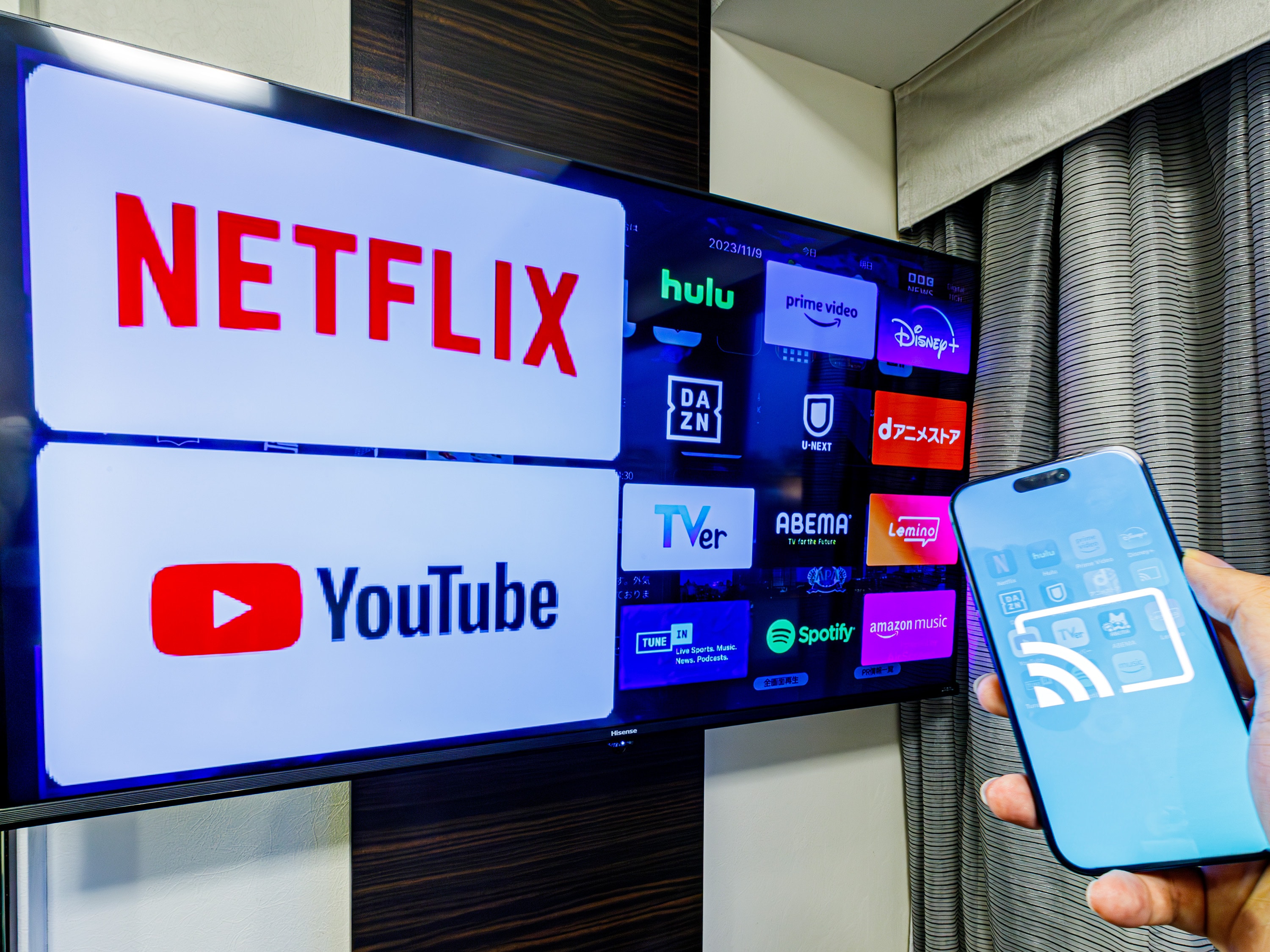 附投影機功能的電視