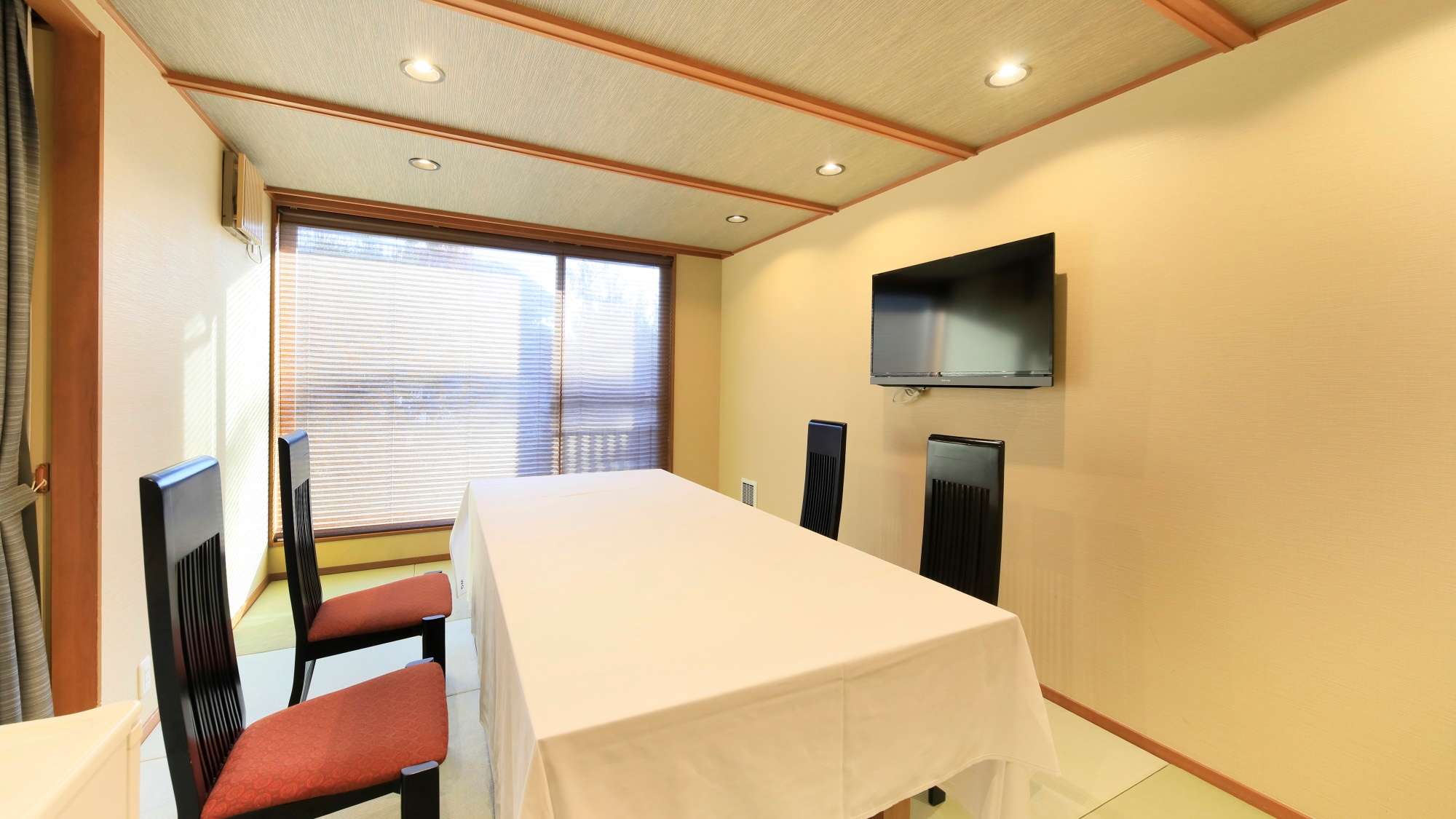 [Main building/Special Japanese-style room]