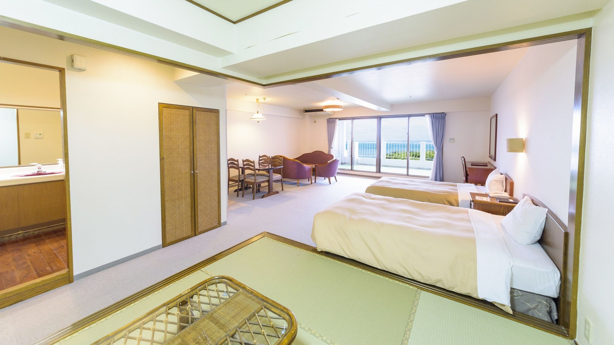 日式和西式客房 | 舒适放松的空间。