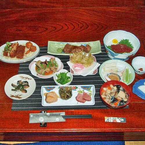 * [Overall example of dinner / local cuisine] Each dish is an excellent selection of carefully finished homemade dishes!