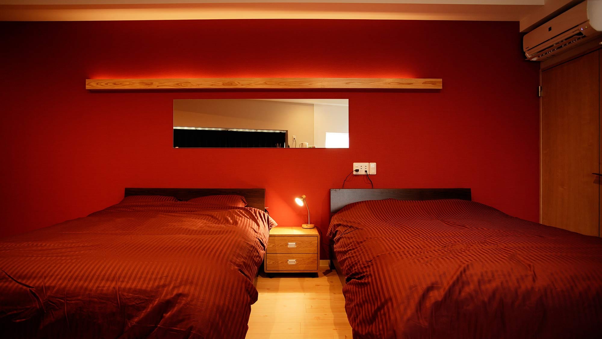 ・ [201] Spacious and spacious with a double bed