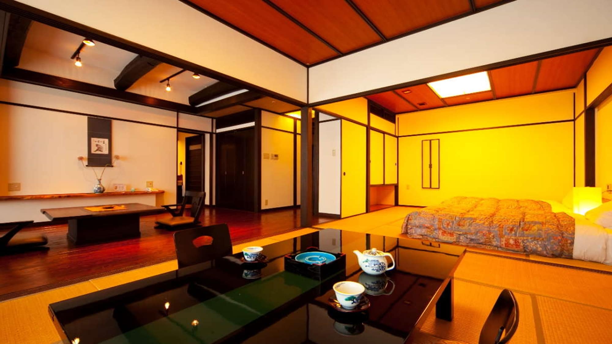 히노키 욕조가있는 일본식 서양식 방 「일본식」 / 약 20m2의 거실과 일본식 방이 2 사이