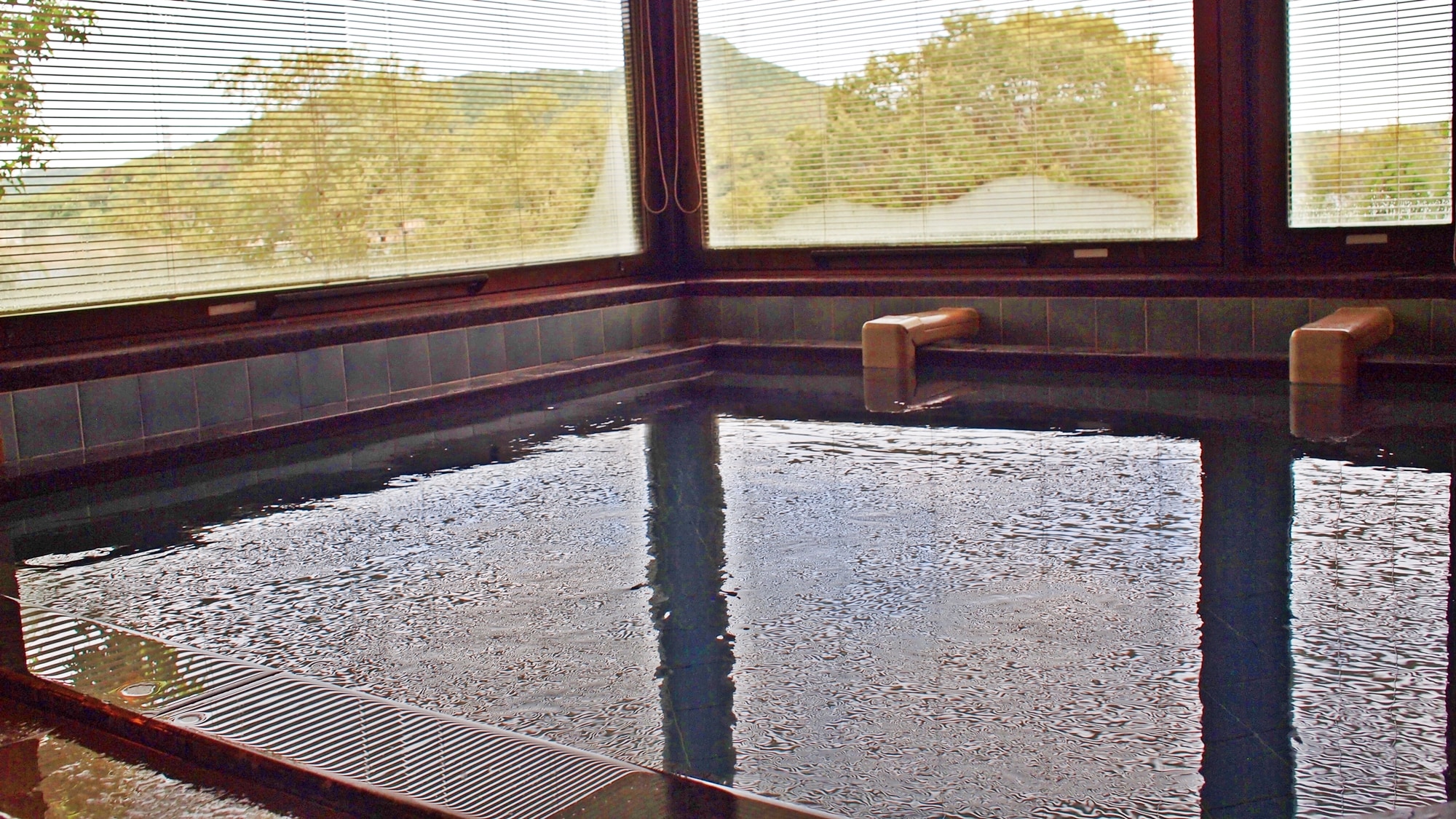 * [Large communal bath] Open with large windows! Please relax and get rid of fatigue