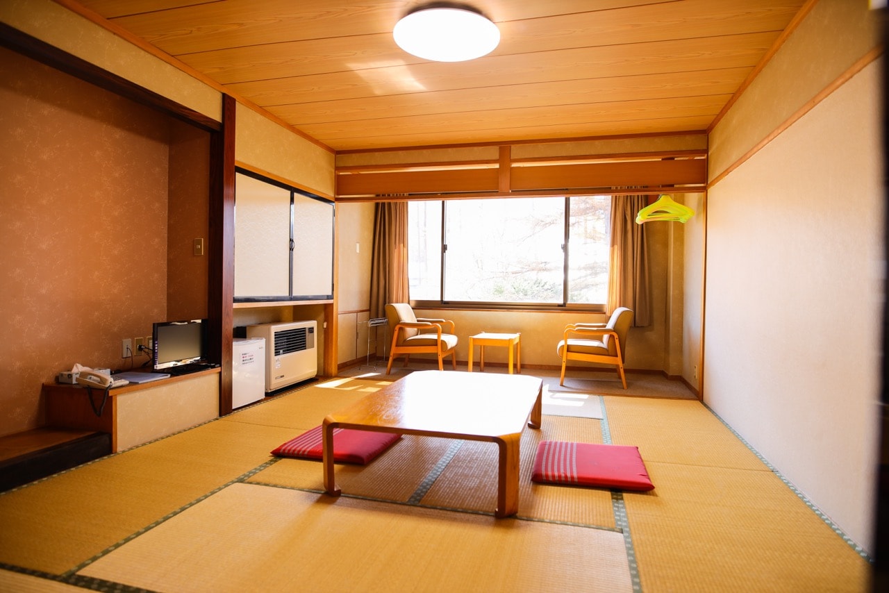Japanese-style room
