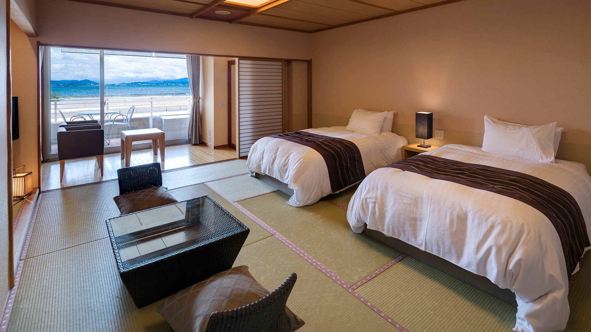 Seluruh kamar tipe cypress kembar gaya Jepang