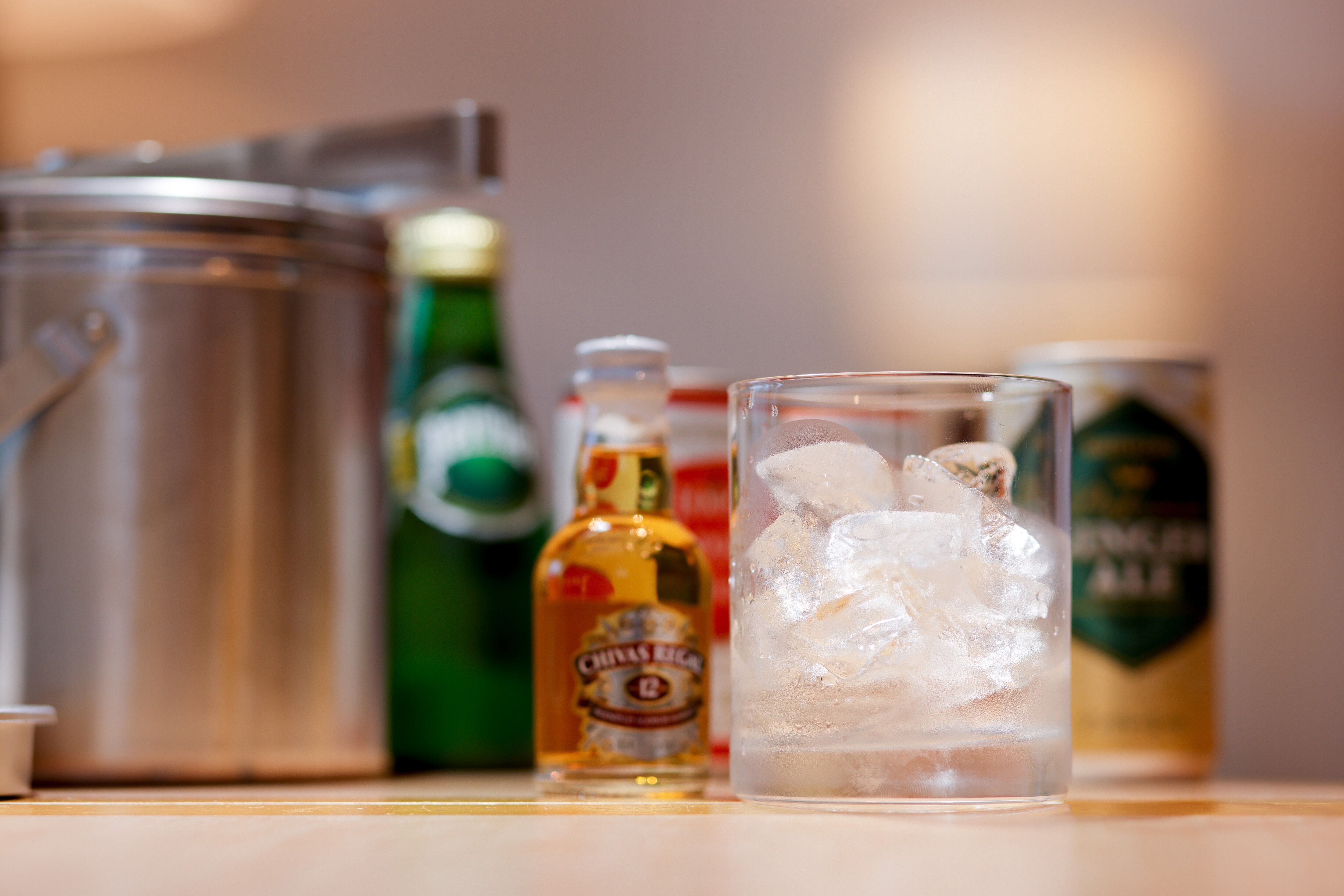 มินิบาร์ฟรีภาพ