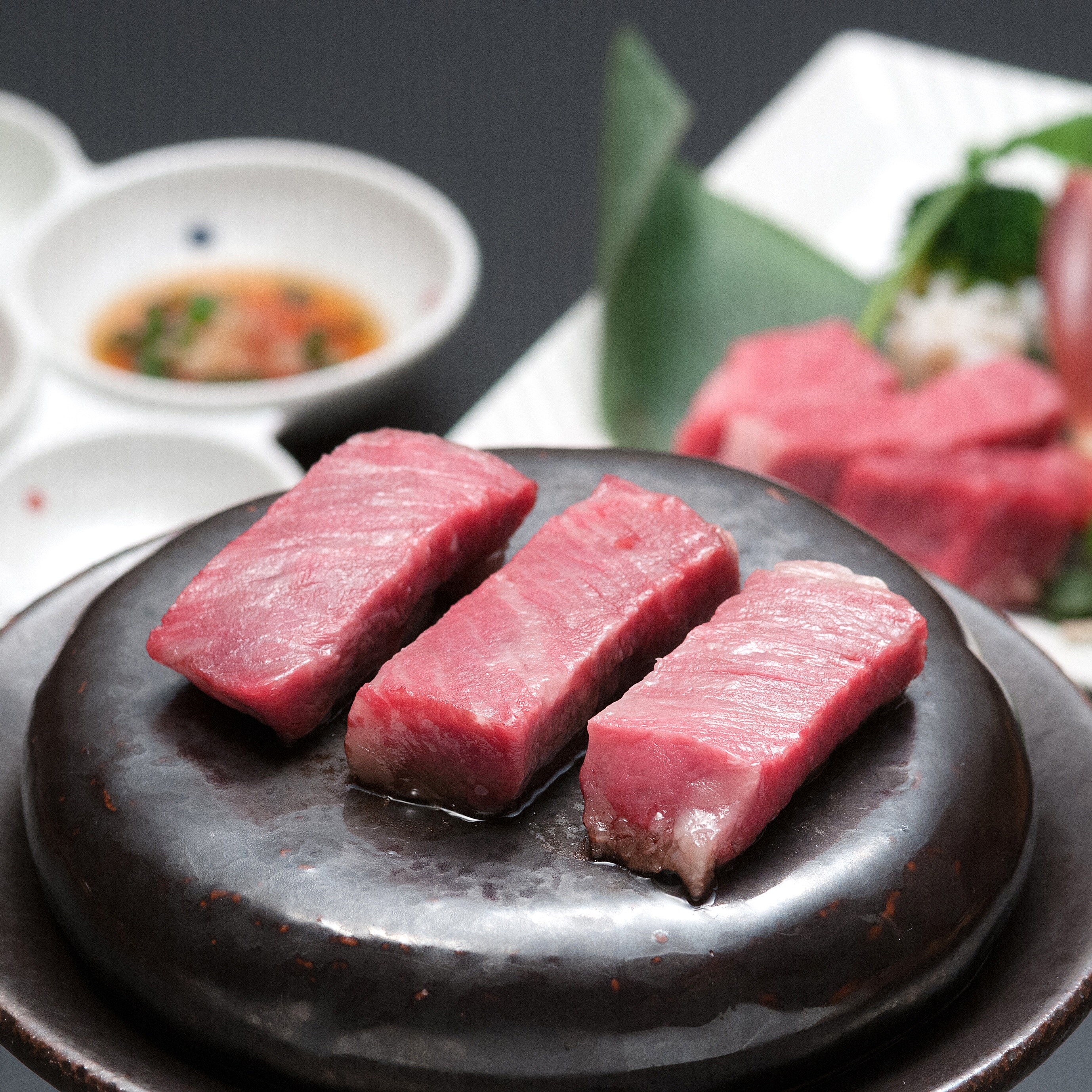 Stone-grilled steak made with A5-grade Tochigi Wagyu beef