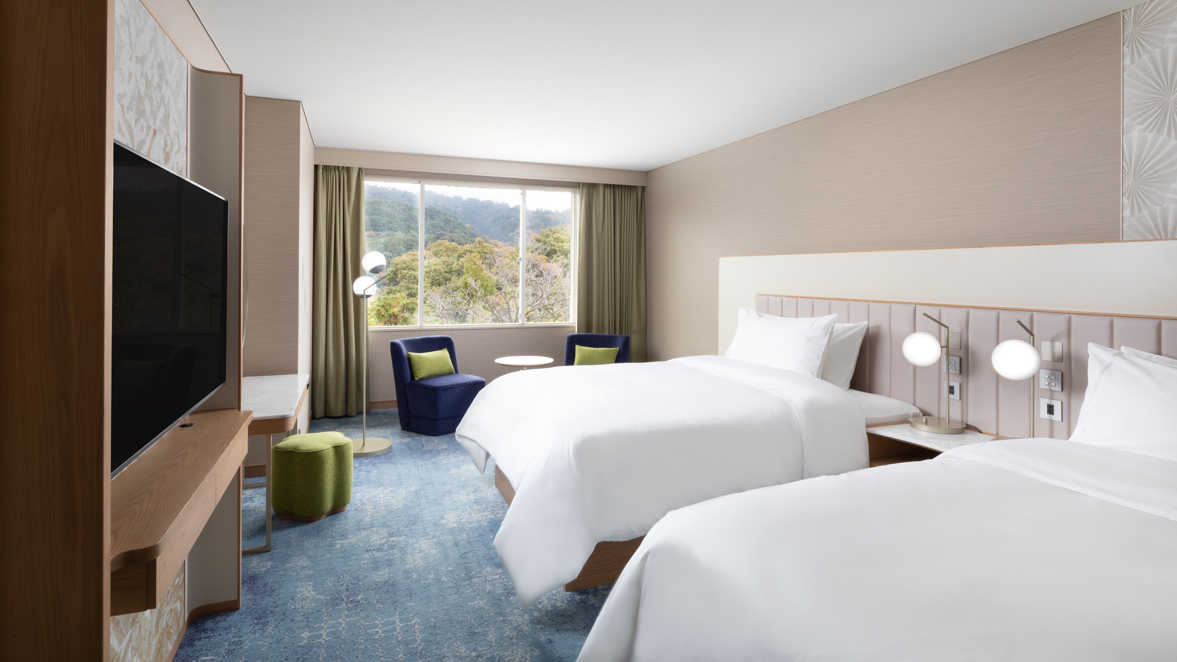 Luxury Suite 2 Double Beds