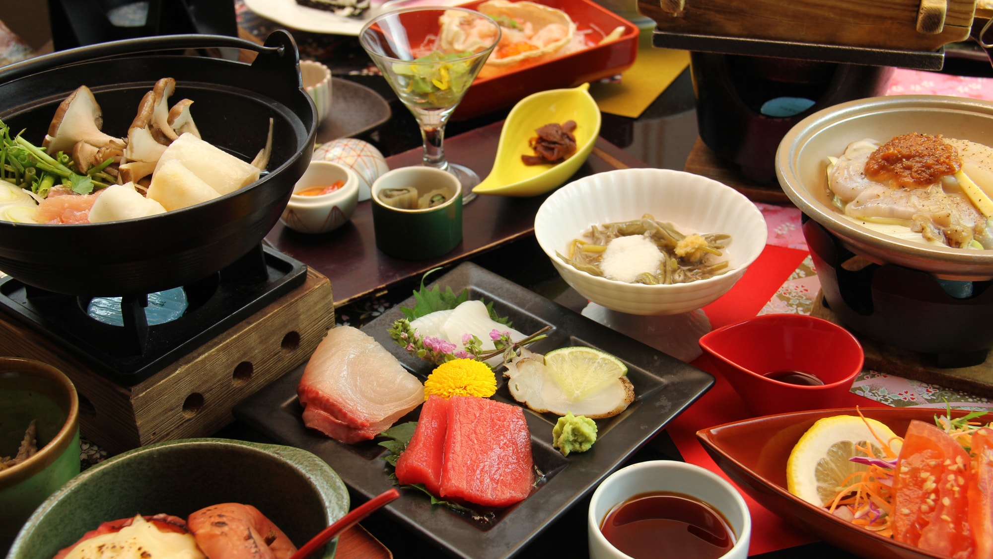 ■Dinner■ Please enjoy comparing the 20 different dishes of the Petit Aigozen meal. (Dishes image)
