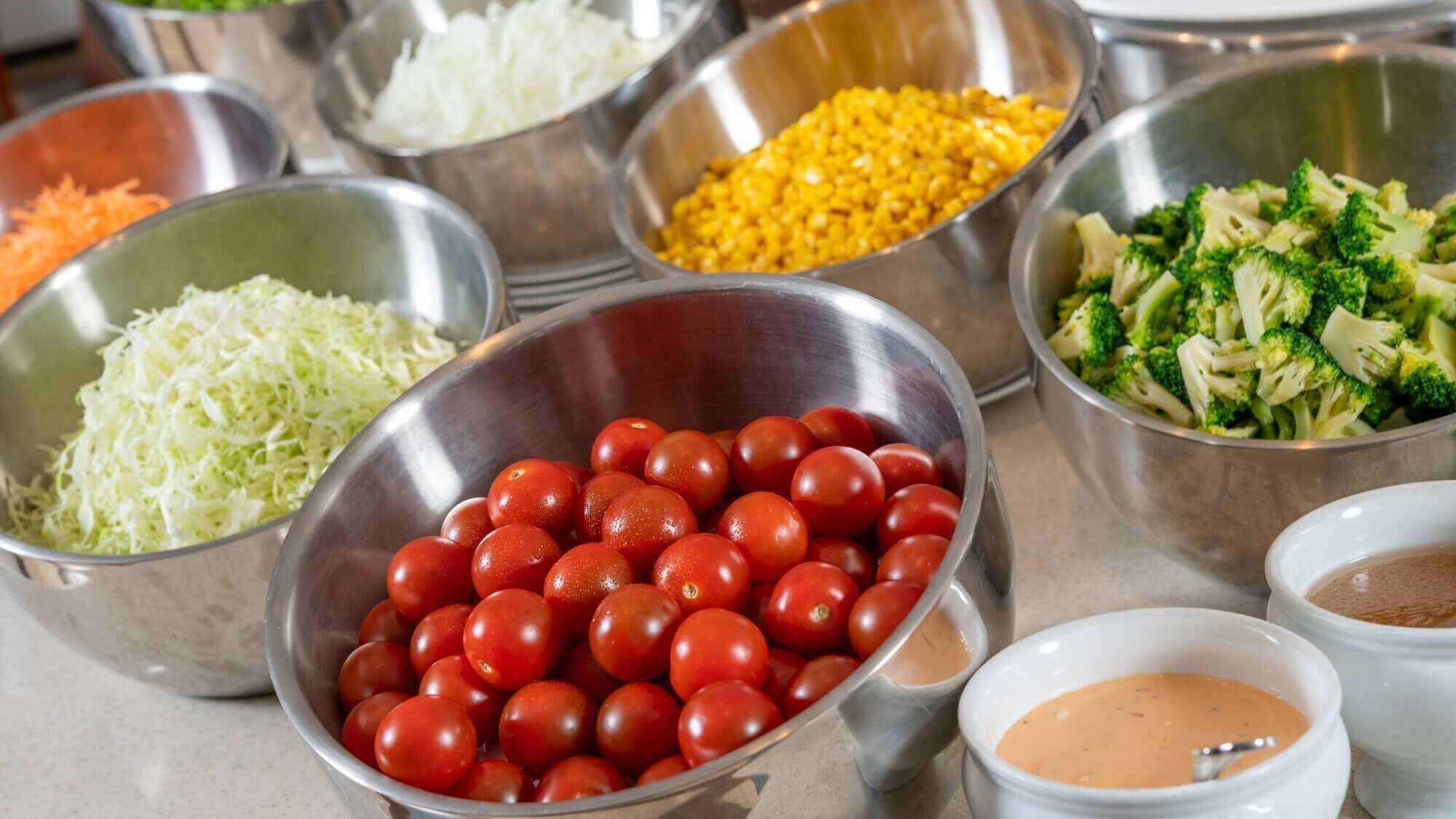 Breakfast buffet (image)