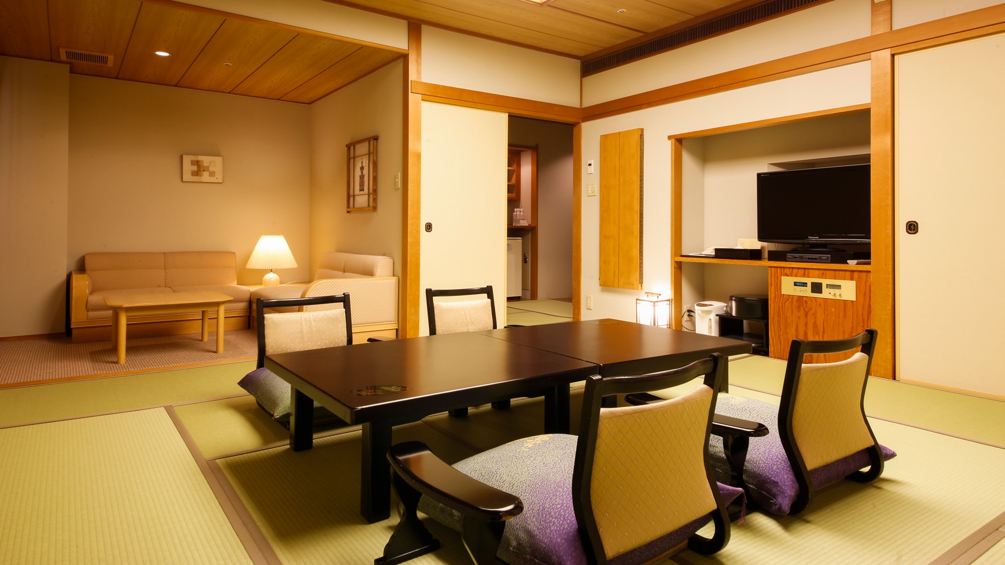 [Tenryokaku] Japanese-style room