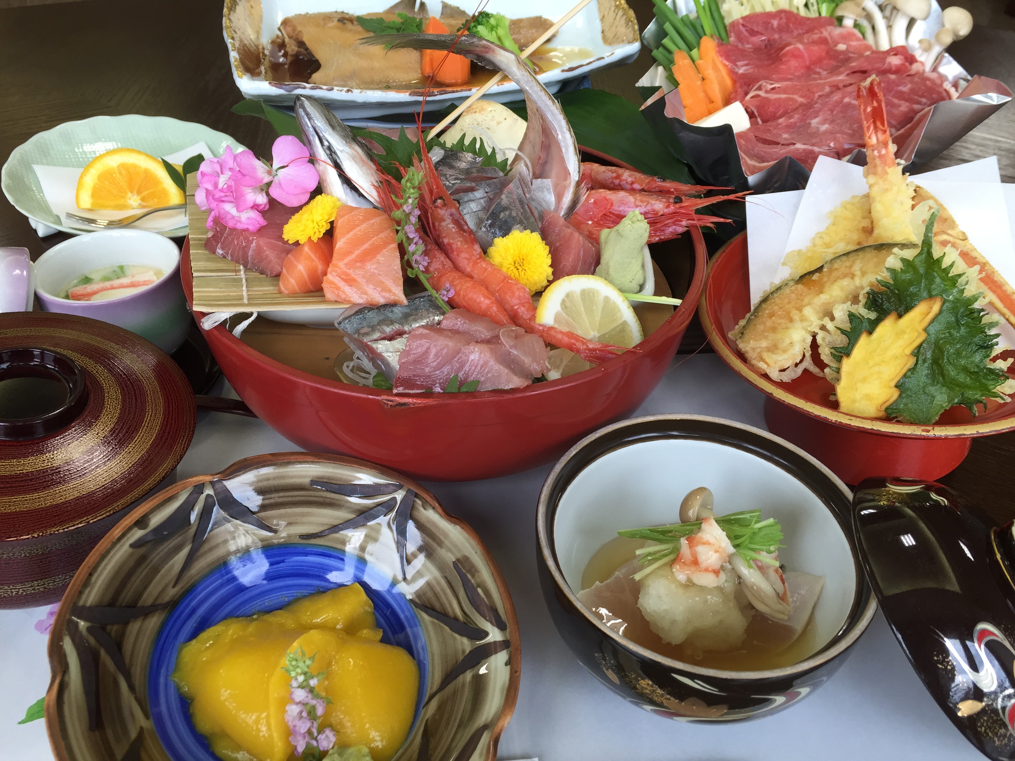 Gorgeous sashimi and sukiyaki